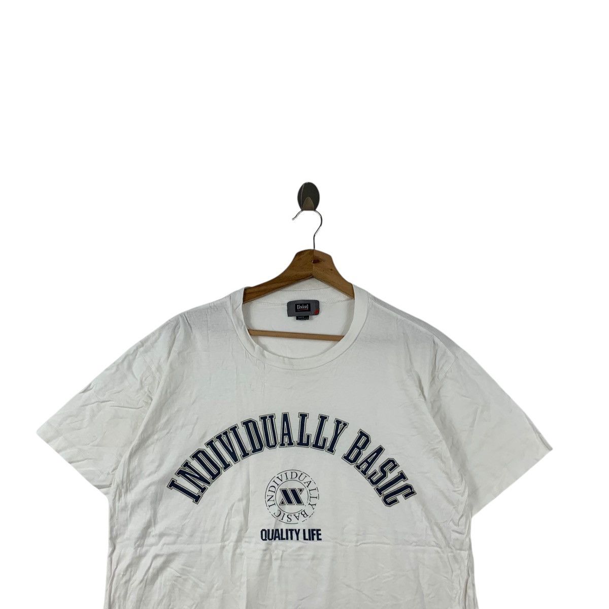 Vintage Vintage IXIZ JAPAN DESIGNER Individually Basic Tee Shirt Size L / US 10 / IT 46 - 2 Thumbnail