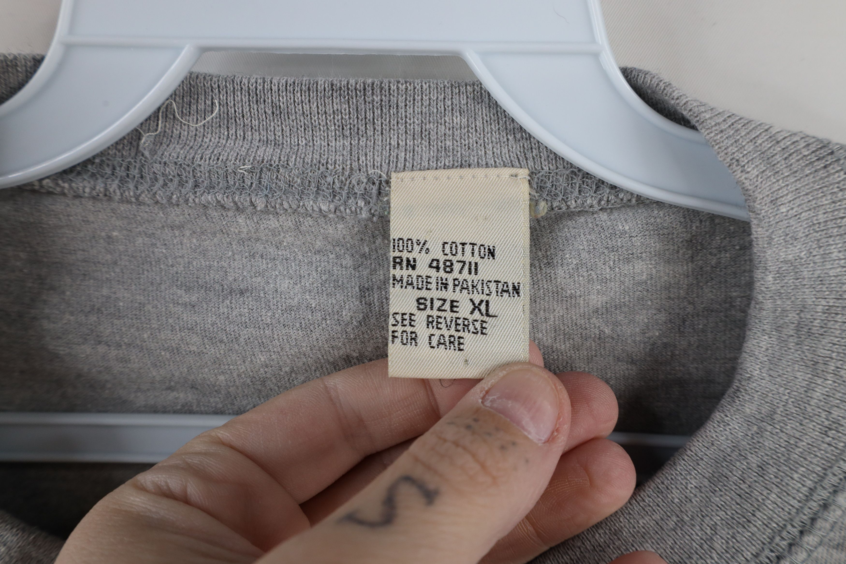 Vintage Vintage 90s Streetwear Long Sleeve Henley T-Shirt Gray Size US XL / EU 56 / 4 - 4 Thumbnail