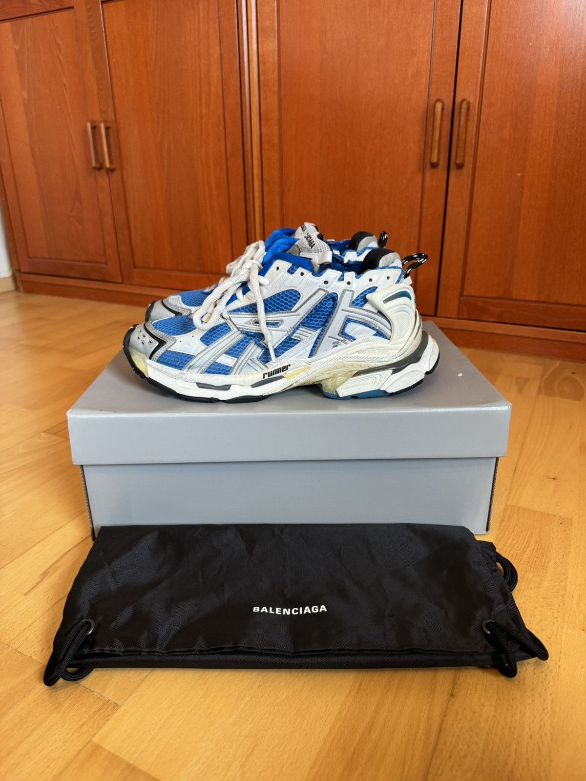 Balenciaga Balenciaga Runner Blue White Size US 9 / EU 42 - 1 Thumbnail
