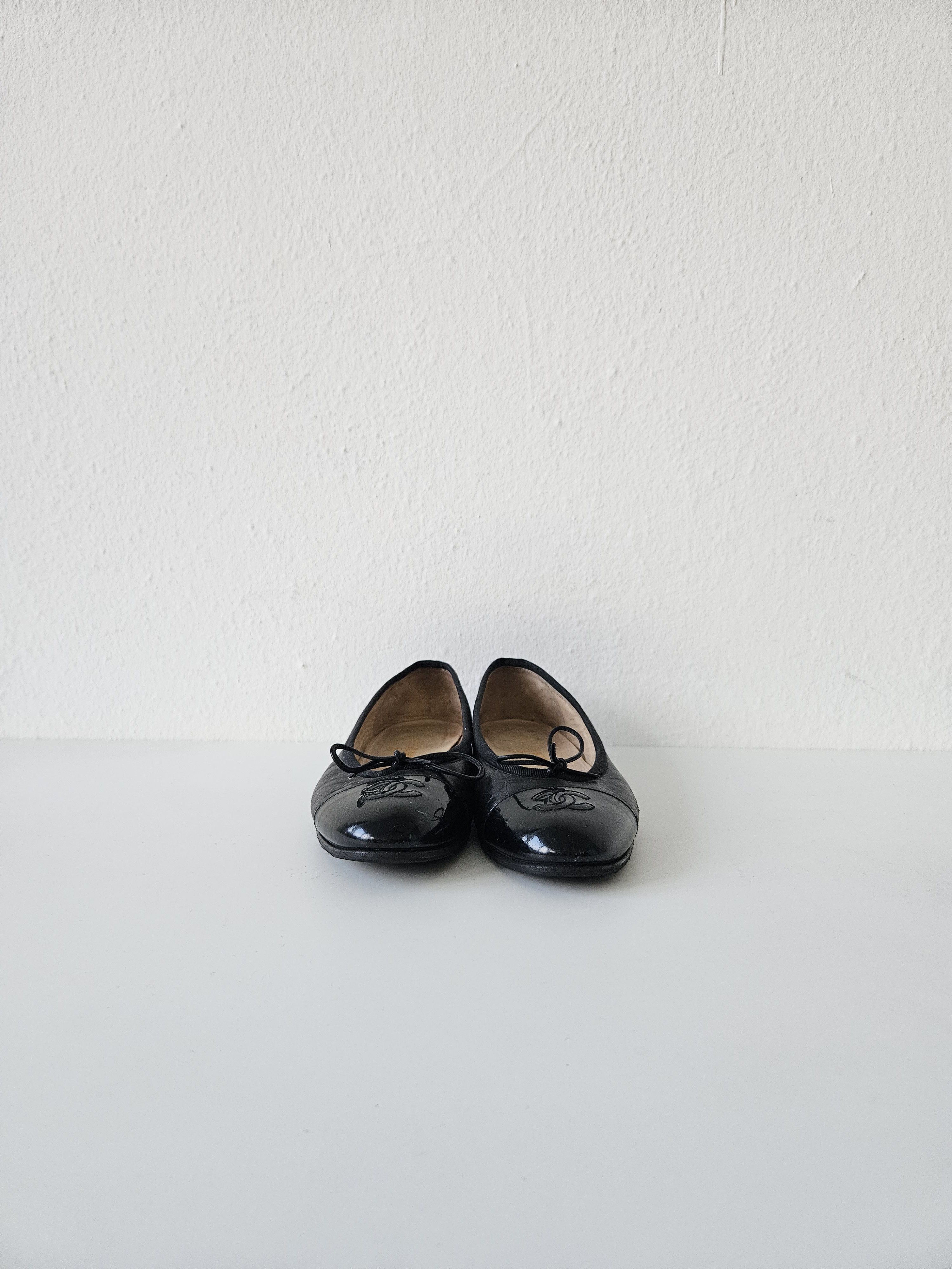 Chanel Vintage Chanel ribbon CC logo ballet flats Size US 7.5 / IT 37.5 - 4 Thumbnail