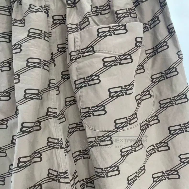 Balenciaga Balenciaga Double B printed short pants Size US 30 / EU 46 - 3 Thumbnail