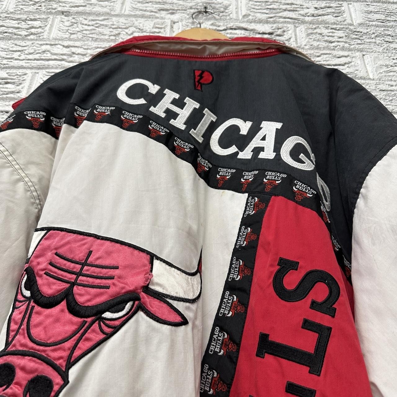 Pro Player × Starter × Vintage Vintage Pro Player Chicago Bulls Puffer Jacket Men’s XXL Size US XXL / EU 58 / 5 - 2 Thumbnail