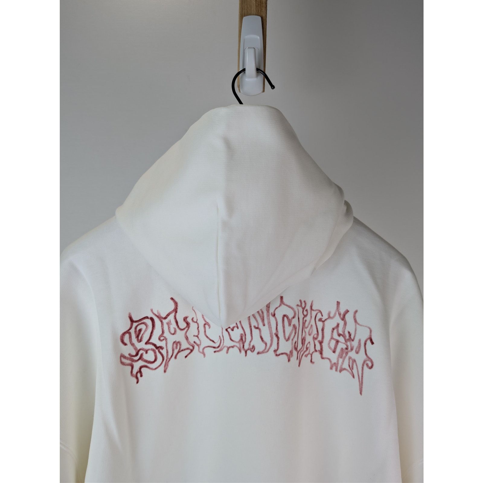 Balenciaga o1rshd1 Large Fit Hoodie in White / Red Size US L / EU 52-54 / 3 - 15 Thumbnail