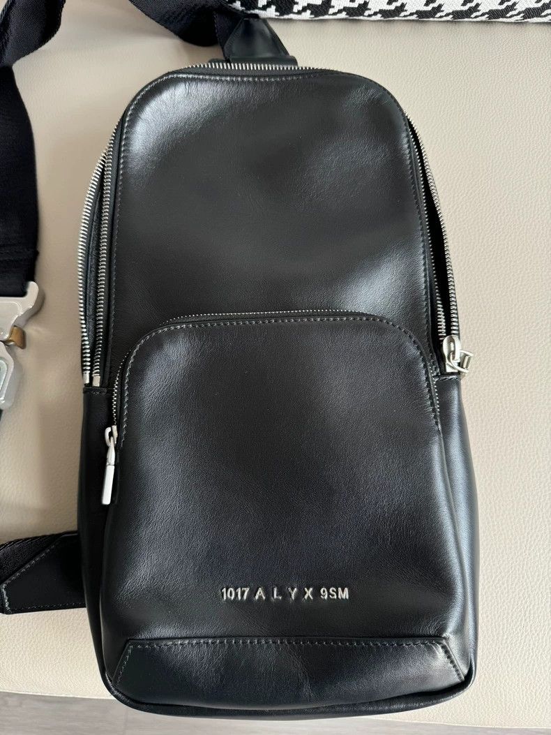 1017 ALYX 9SM 1017 Alyx 9SM Givenchy Crossbody Bag - dmc Size ONE SIZE - 1 Thumbnail