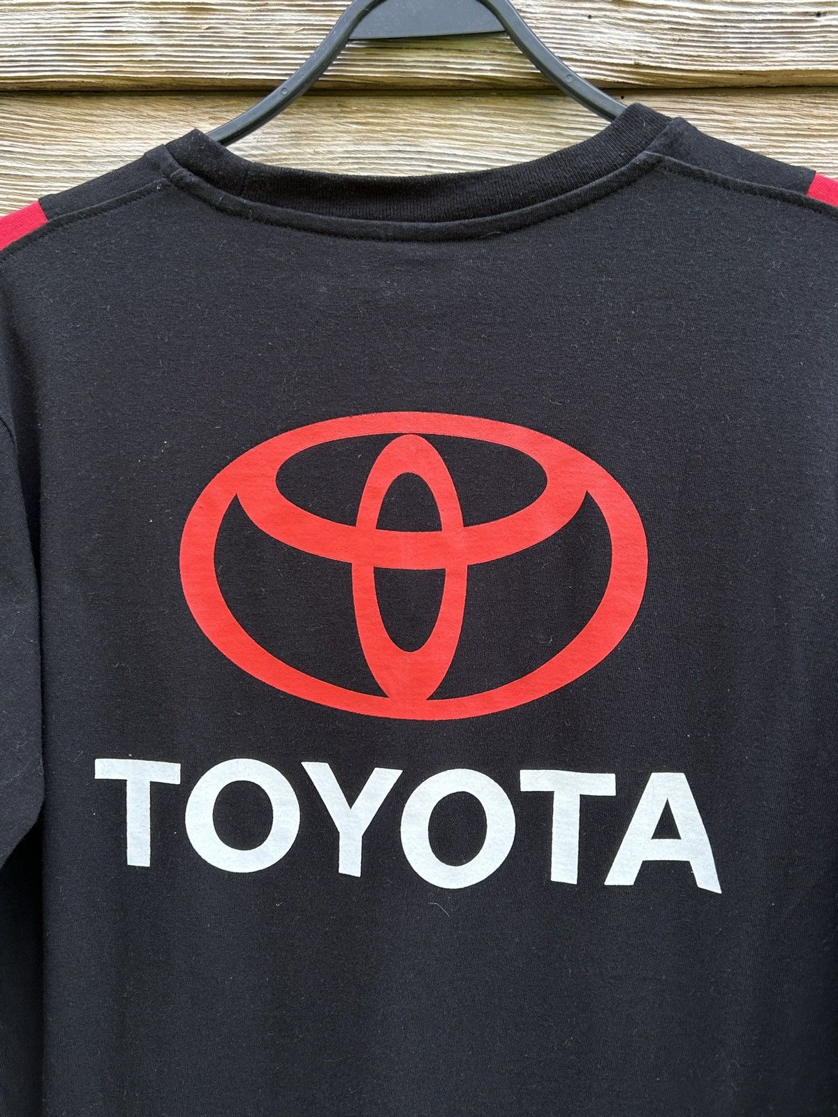 NASCAR 00s Vintage Red Bull Toyota Nascar Racing Long Sleeve Size US M / EU 48-50 / 2 - 7 Thumbnail