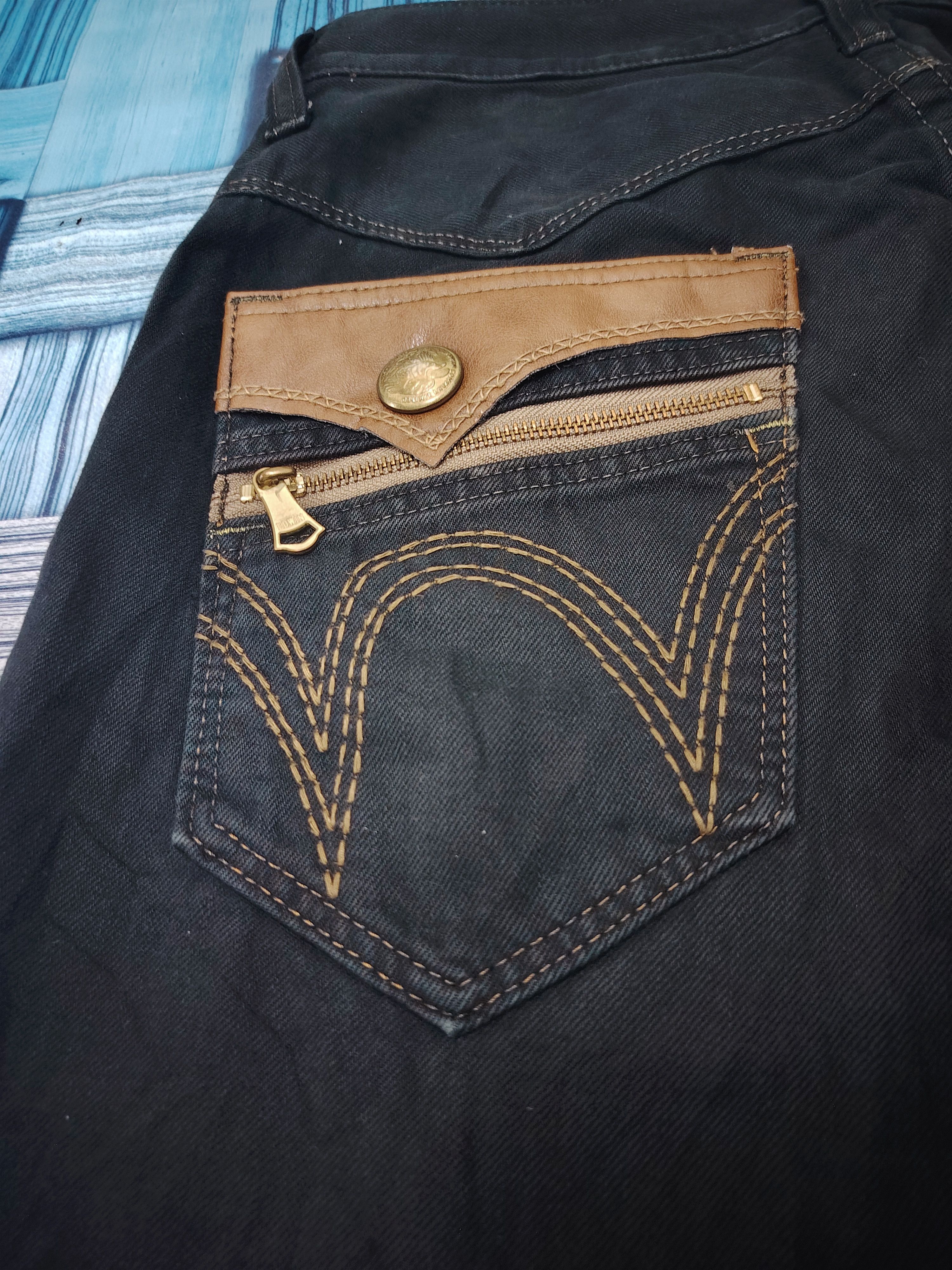 Who Decides War Japanese Edwin Exclusive Vintage flared Jeans Size US 31 - 17 Thumbnail