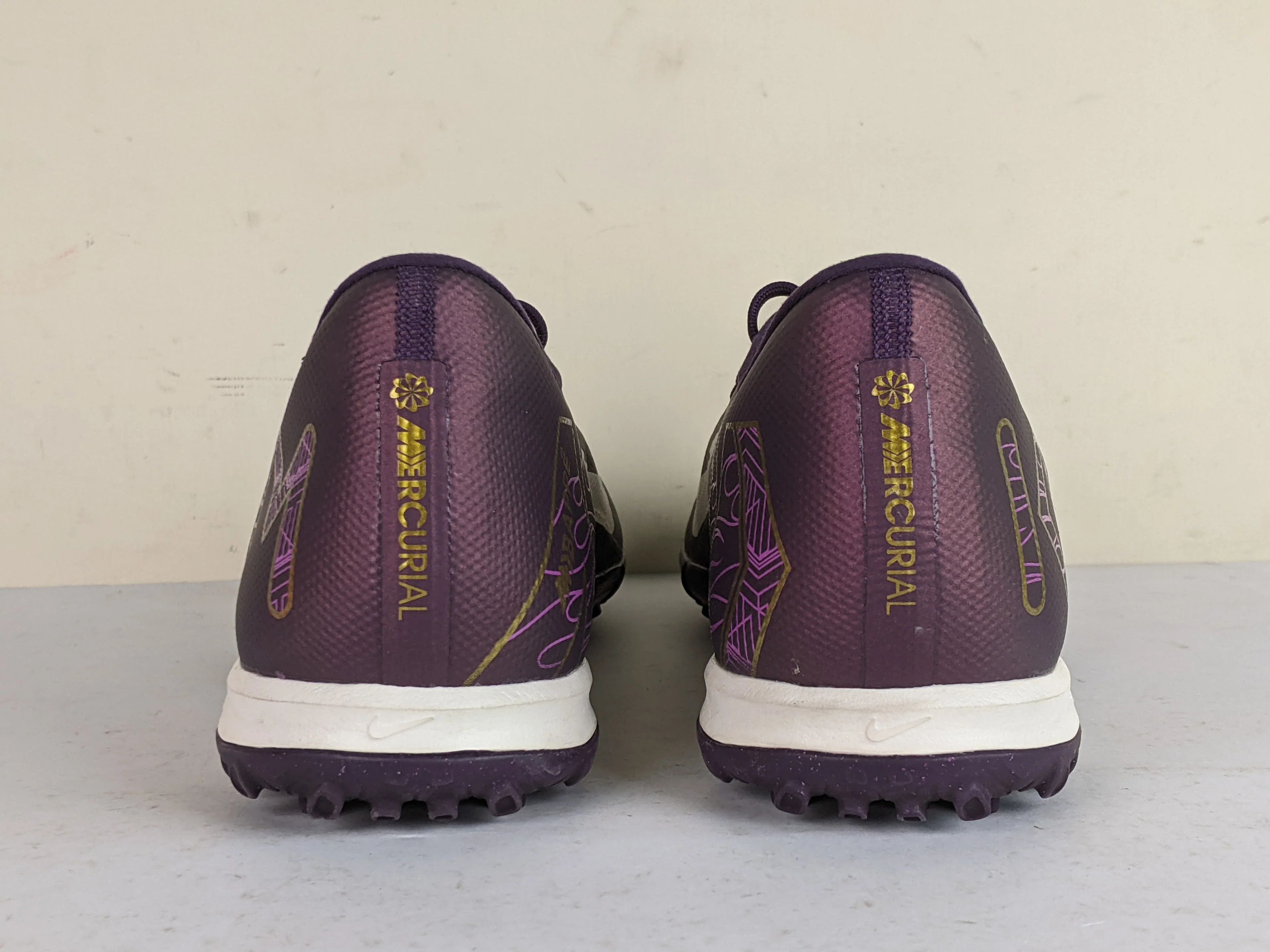Nike Nike Mercurial Vapor 16 Academy TF Kylian Mbappé Purple Size US 9 / EU 42 - 4 Thumbnail