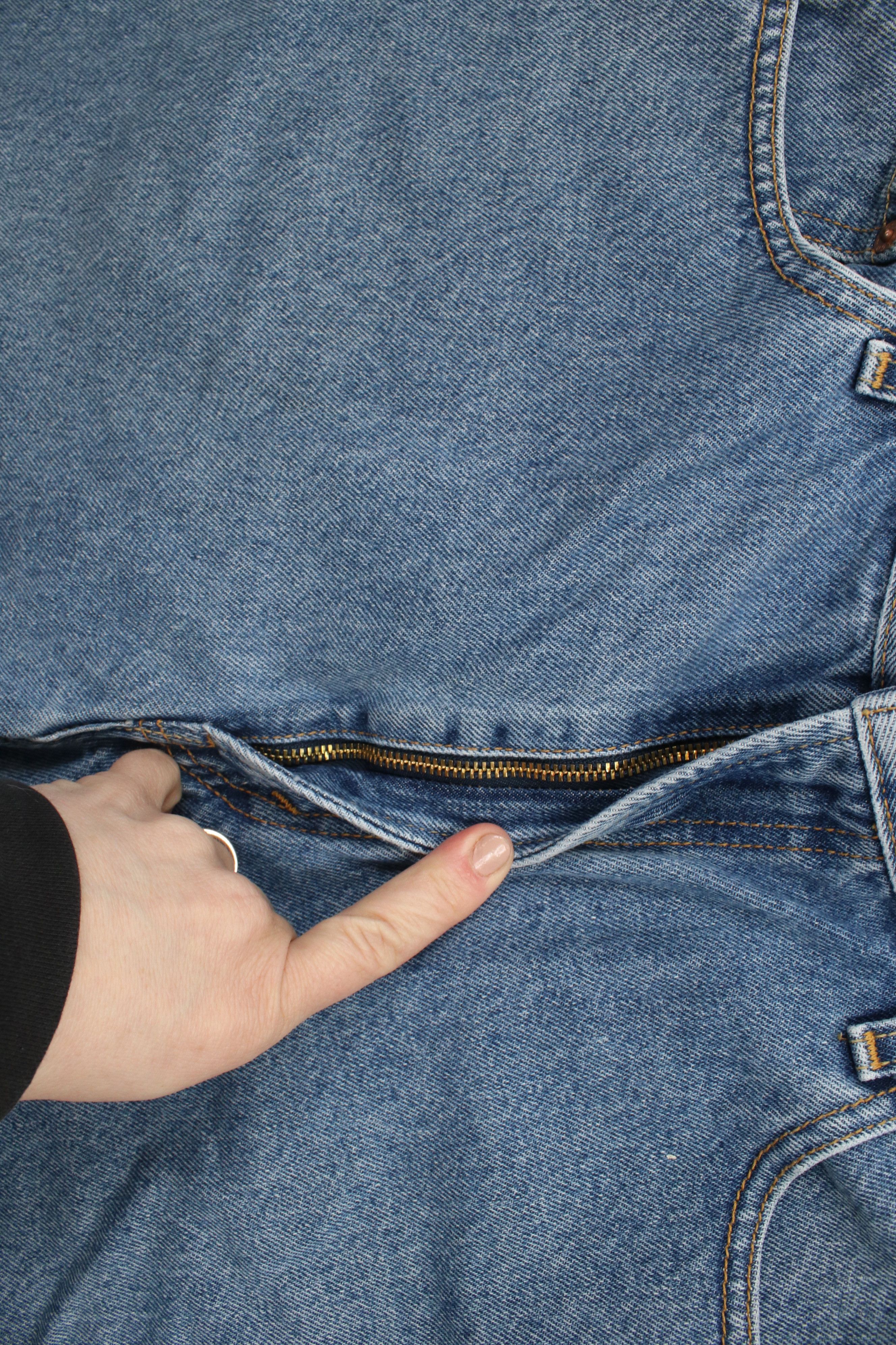 Levi's × Vintage Vintage Y2K 2003 Levis 550 Fit Denim Jean Shorts Jorts Size US 36 / EU 52 - 6 Thumbnail