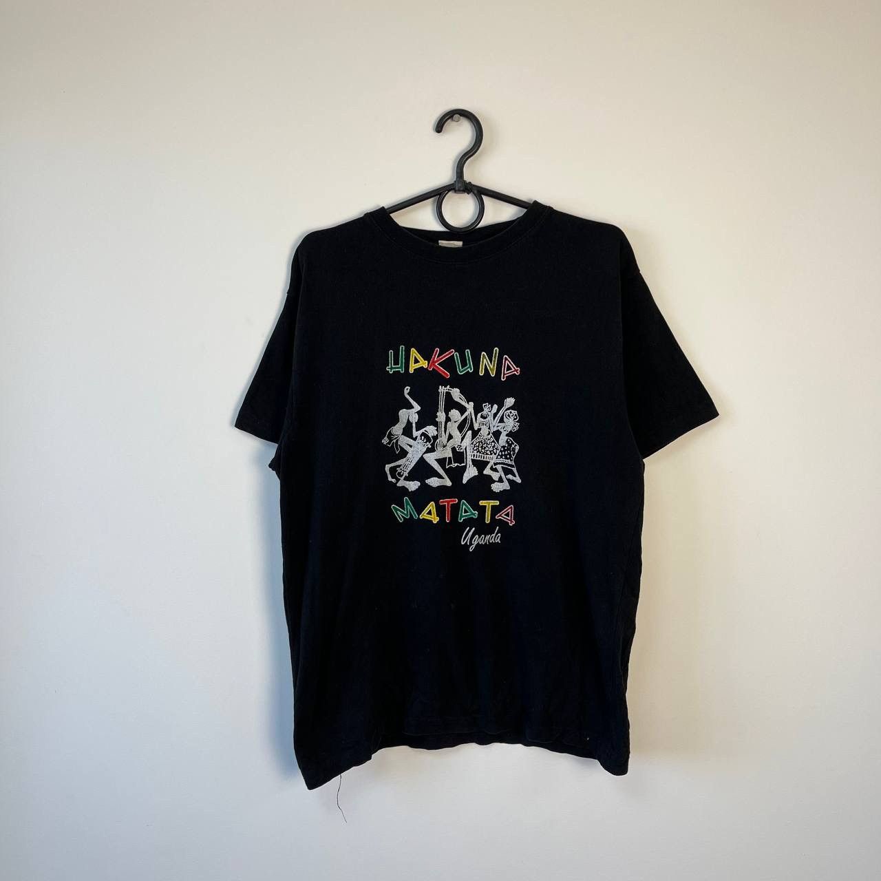 Vintage Vintage 90s Hakuna Matata Uganda T-Shirt Men's Size M Size US M / EU 48-50 / 2 - 1 Thumbnail