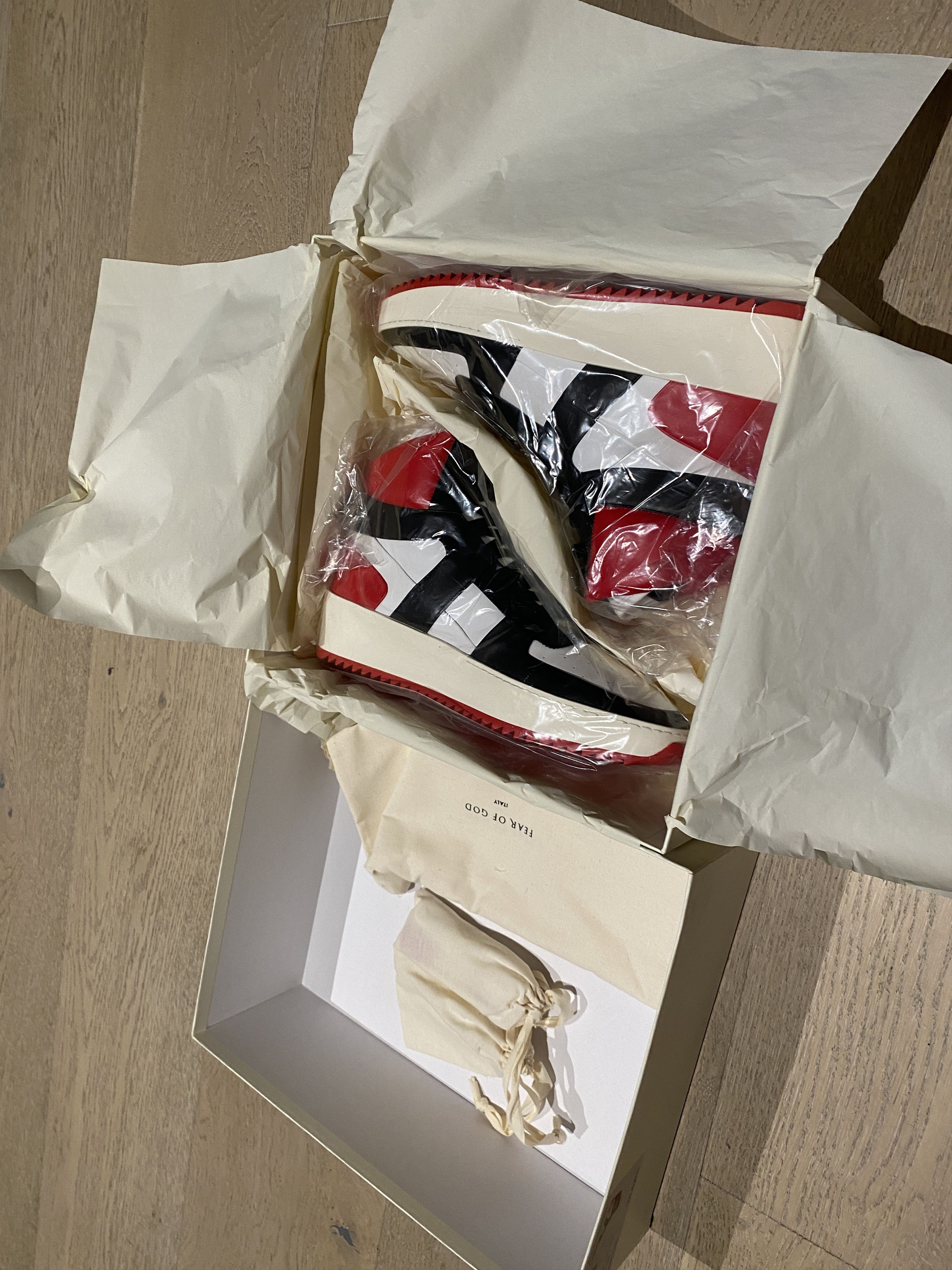 Fear of God $1095 Fear of god BBALL SNEAKER Varsity Red NIB 47 Size US 14 / EU 47 - 8 Thumbnail