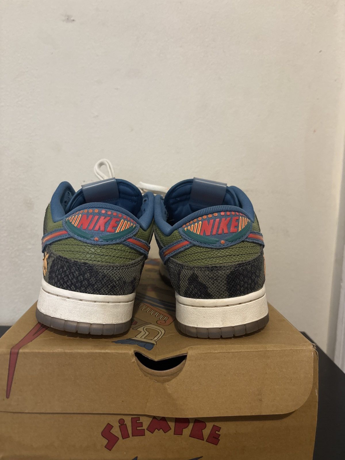 Nike Nike Dunk low PRM Size US 10.5 / EU 43-44 - 4 Thumbnail