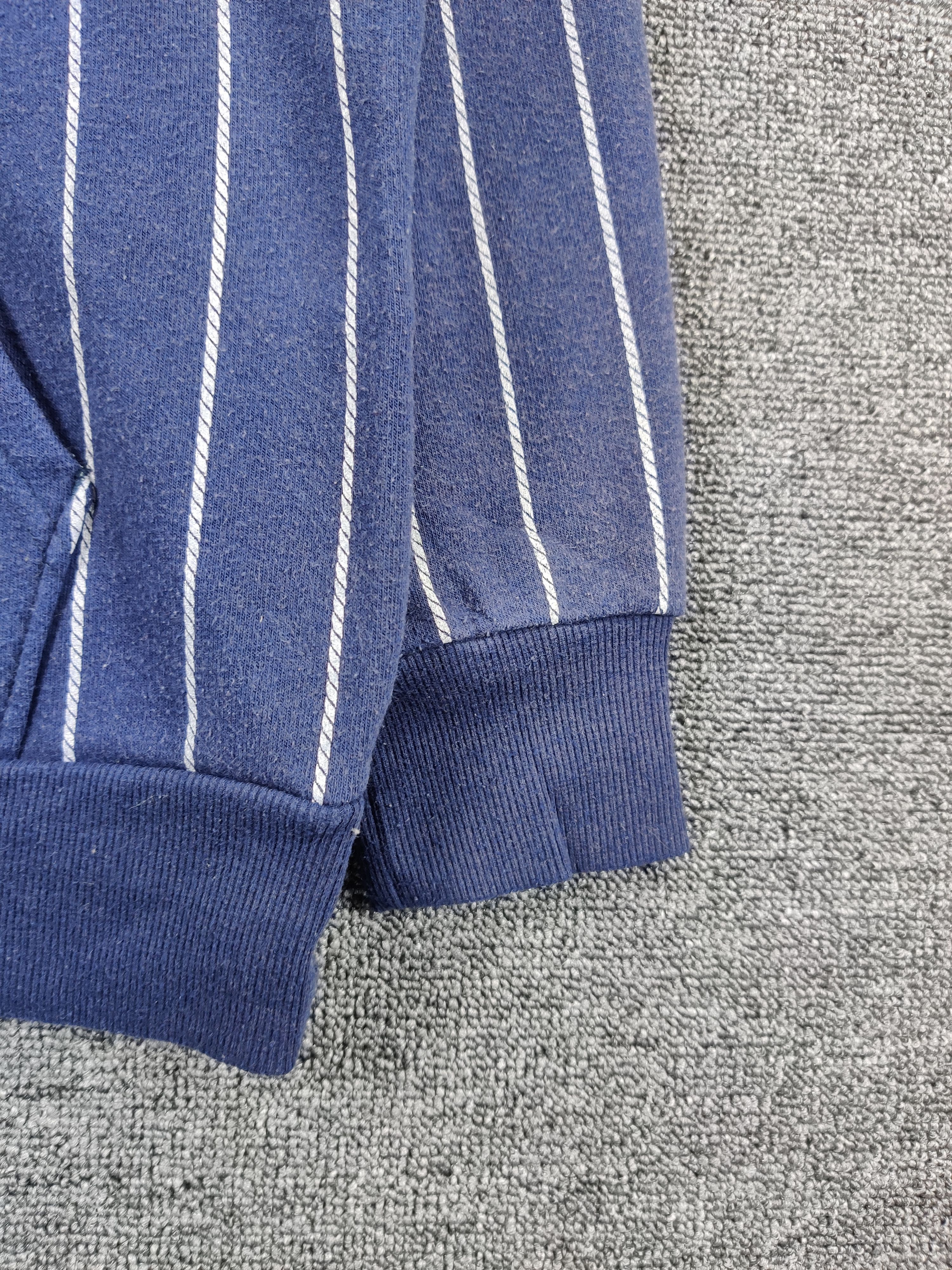 MLB Vintage MLB New York Yankees Stripe Pullover Hoodie Size US L / EU 52-54 / 3 - 3 Thumbnail