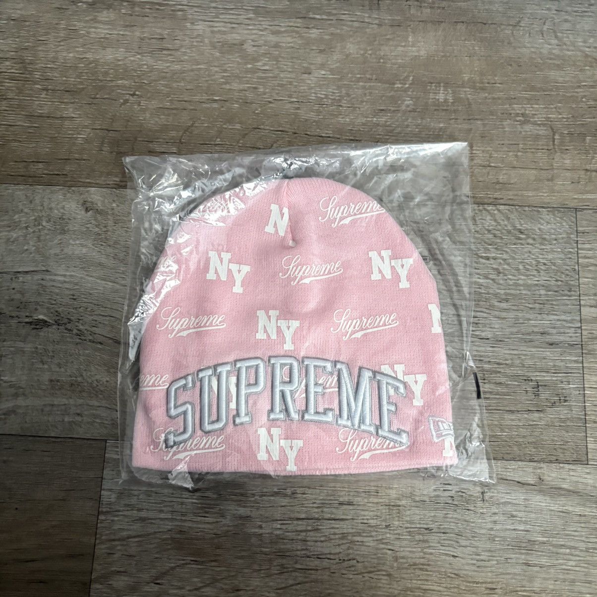 Supreme New Era Monogram Beanie