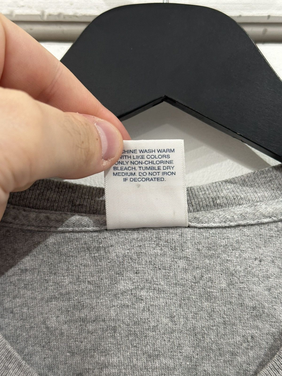 Supreme Supreme Tommy Gun T-Shirt Grey Size L Made In USA Gold Size US L / EU 52-54 / 3 - 3 Thumbnail