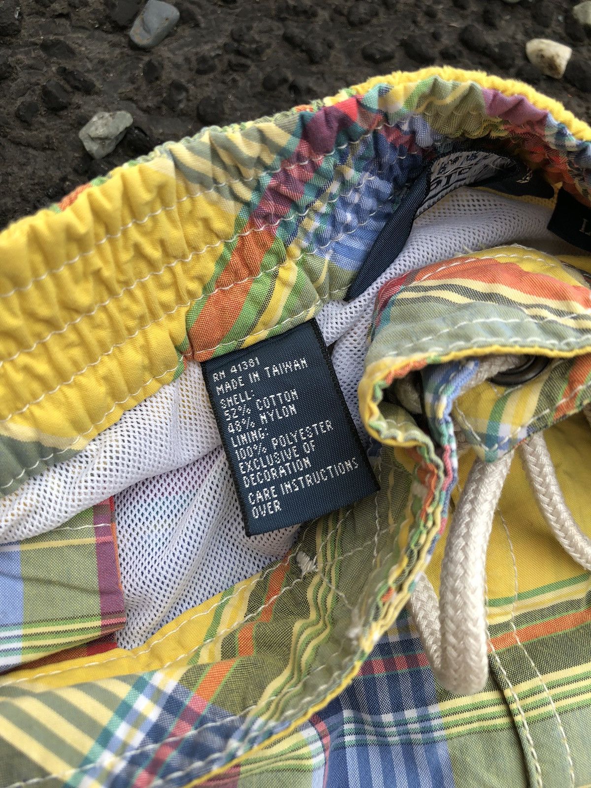 Polo Ralph Lauren Vintage Polo Ralph Lauren Plaid Cargo Pocket Swim Trunks Size US 34 / EU 50 - 9 Thumbnail