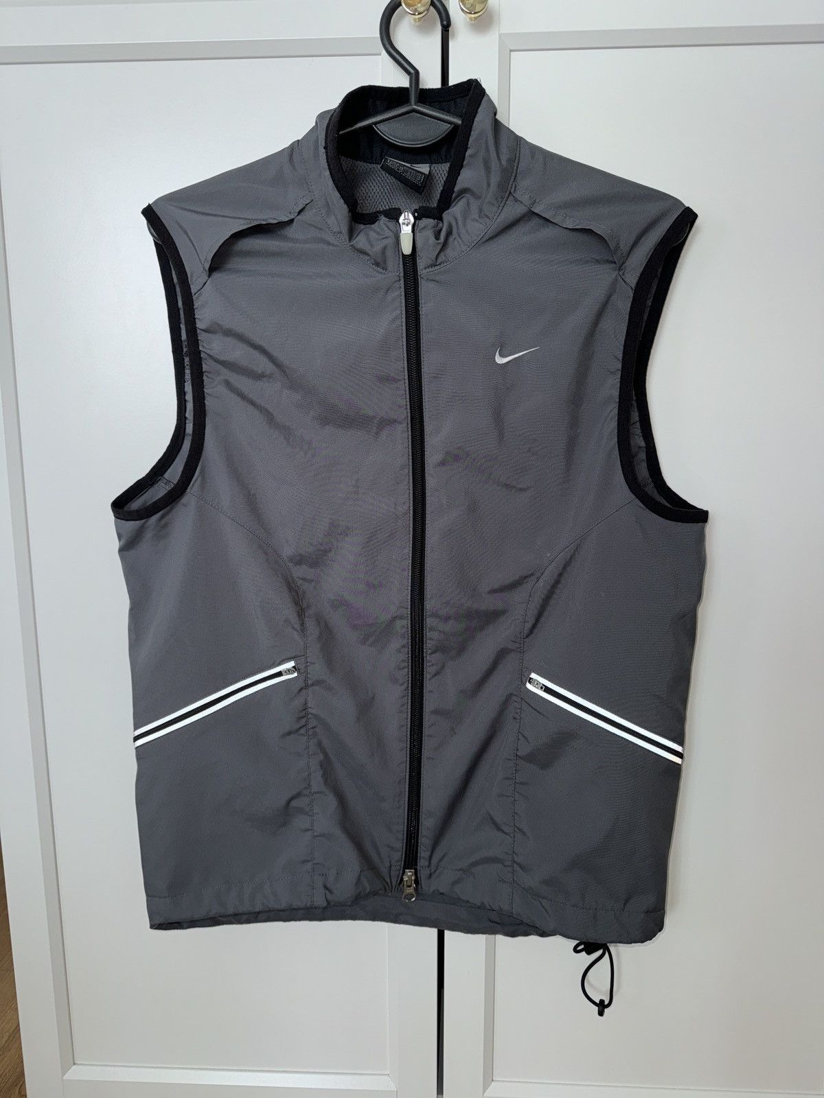 Nike Nike vintage down vest grey reflective small logo 90s Size US S / EU 44-46 / 1 - 2 Thumbnail
