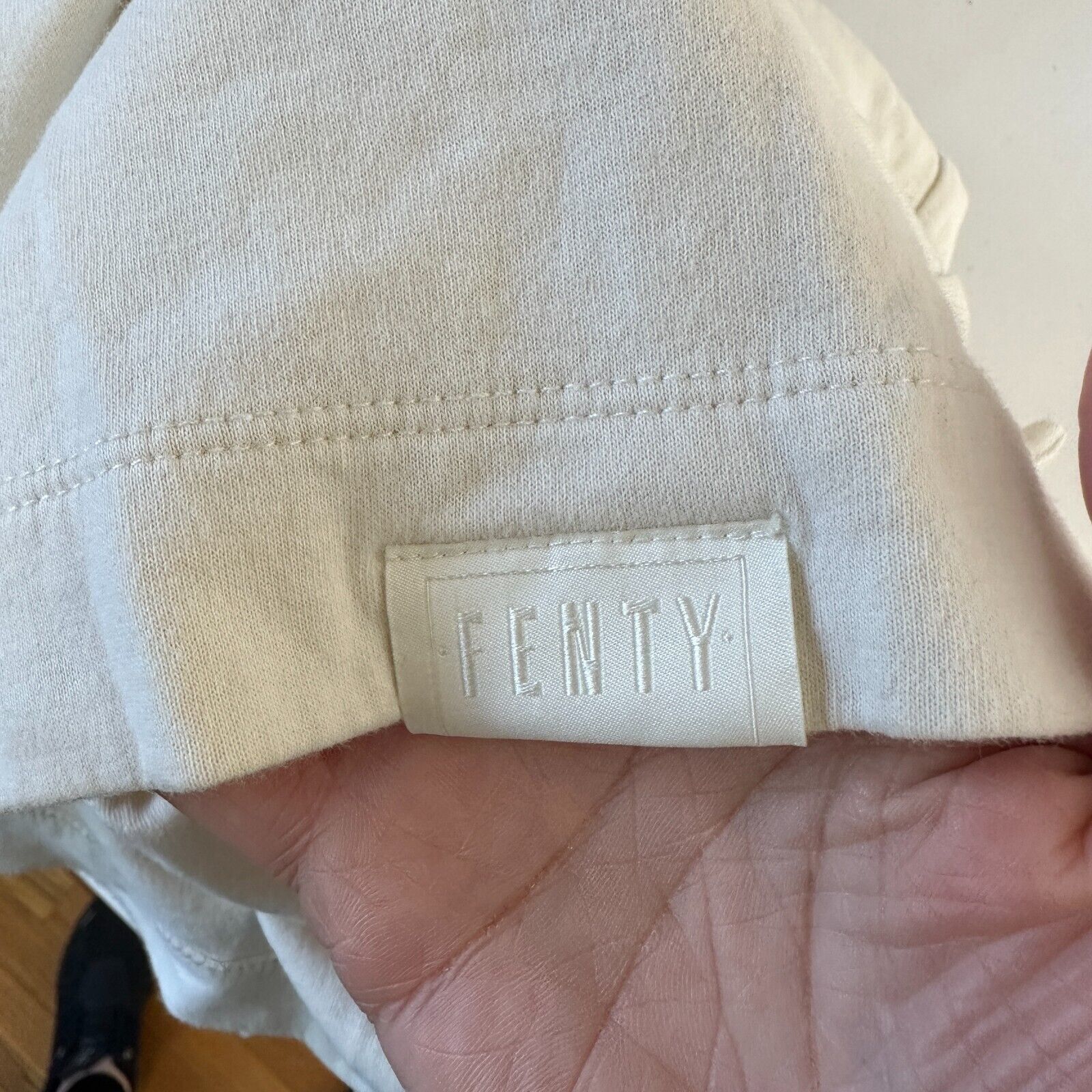 Puma Puma X Rihanna Fenty Tan 13 Graphic Crew Off White Sweater S Size S / US 4 / IT 40 - 10 Thumbnail