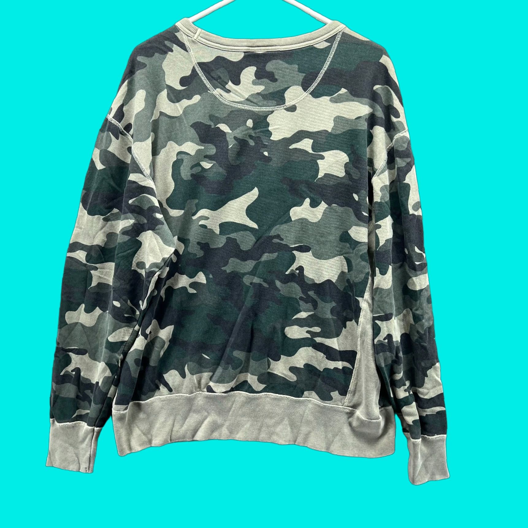 Champion VINTAGE Champion Sweatshirt Mens Large Green Camouflage Fleece Pullover Crewneck Logo All Seasons - Sprinkles: None Size US L / EU 52-54 / 3 - 1 Thumbnail
