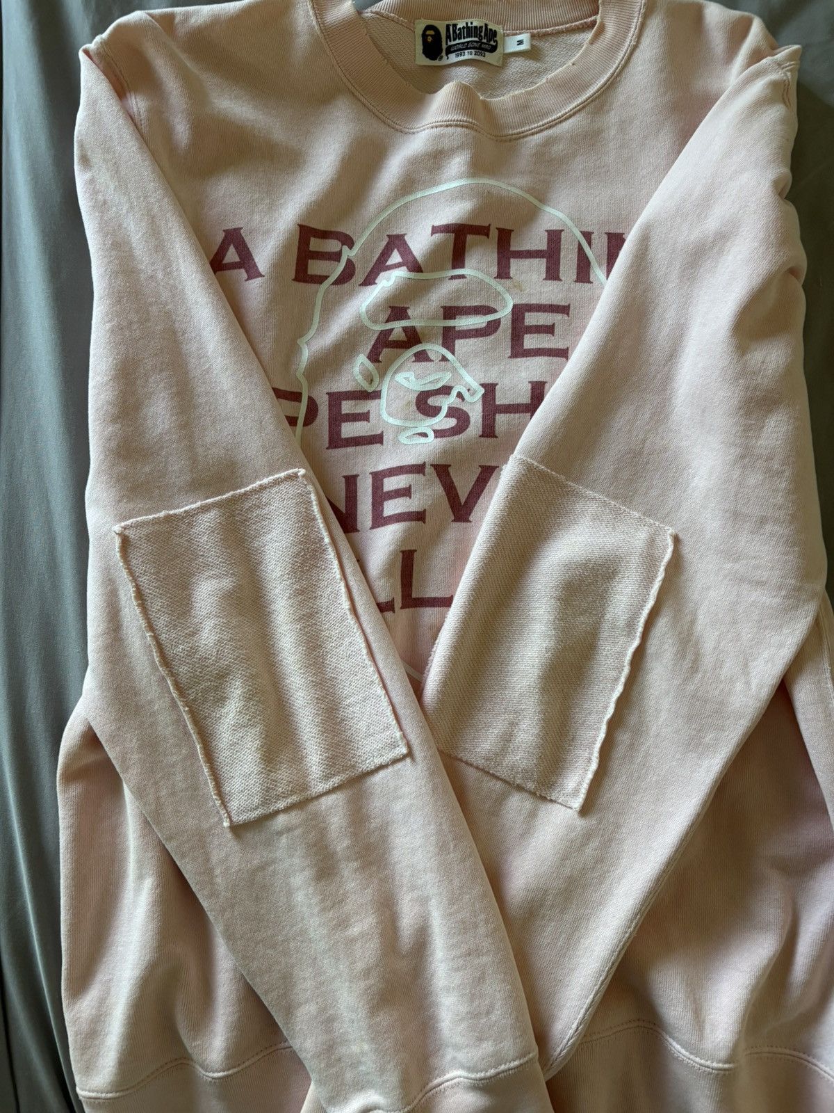 Bape Bape vintage pink crewneck sweatshirt Size US M / EU 48-50 / 2 - 6 Thumbnail
