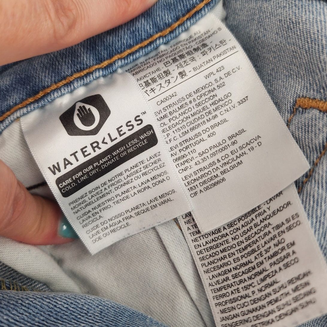 Levi's Levi’s 511 Slim Fit Light Wash Jeans Men’s Size: W34 L30 Size US 34 / EU 50 - 8 Thumbnail