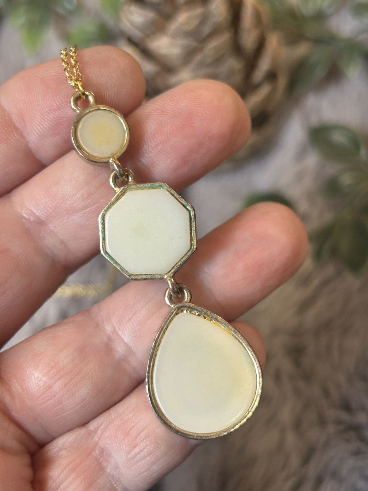 Handmade Handcrafted vintage multi shape resin disc pendant necklace Size ONE SIZE - 5 Thumbnail