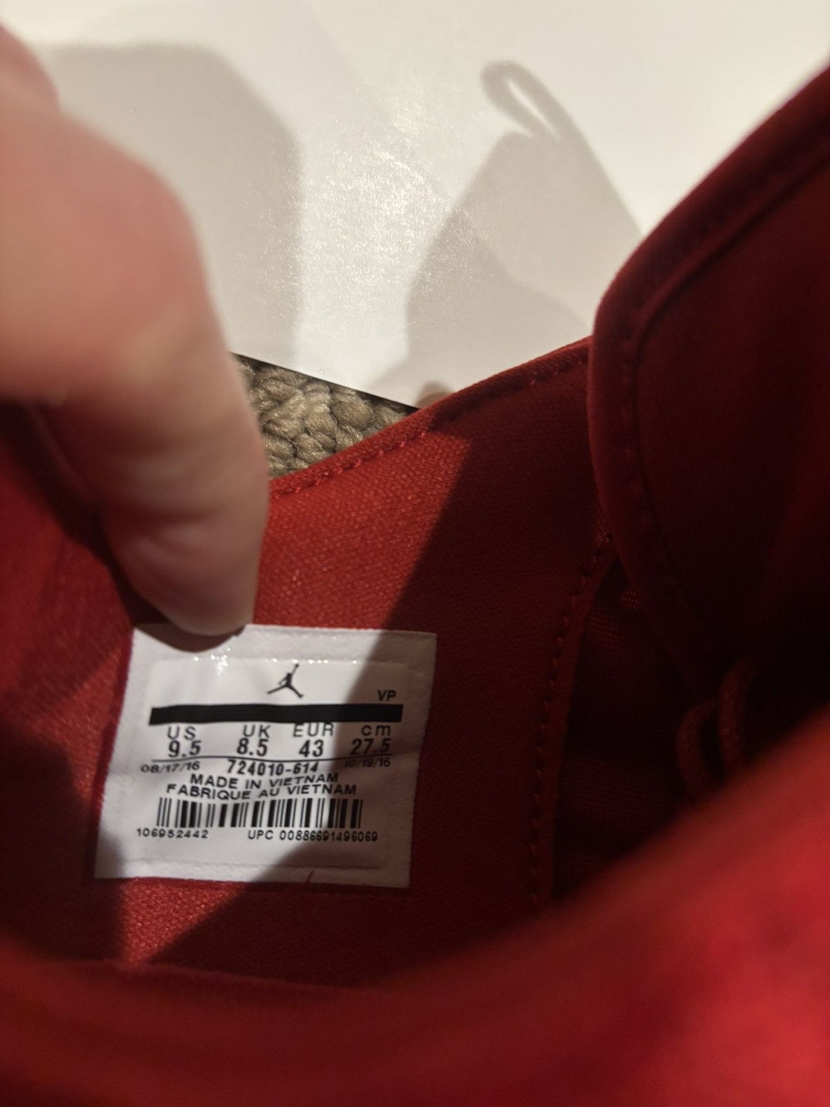 Jordan Brand Never worn- Jordan Eclipse (9.5) Size US 9.5 / EU 42-43 - 6 Thumbnail