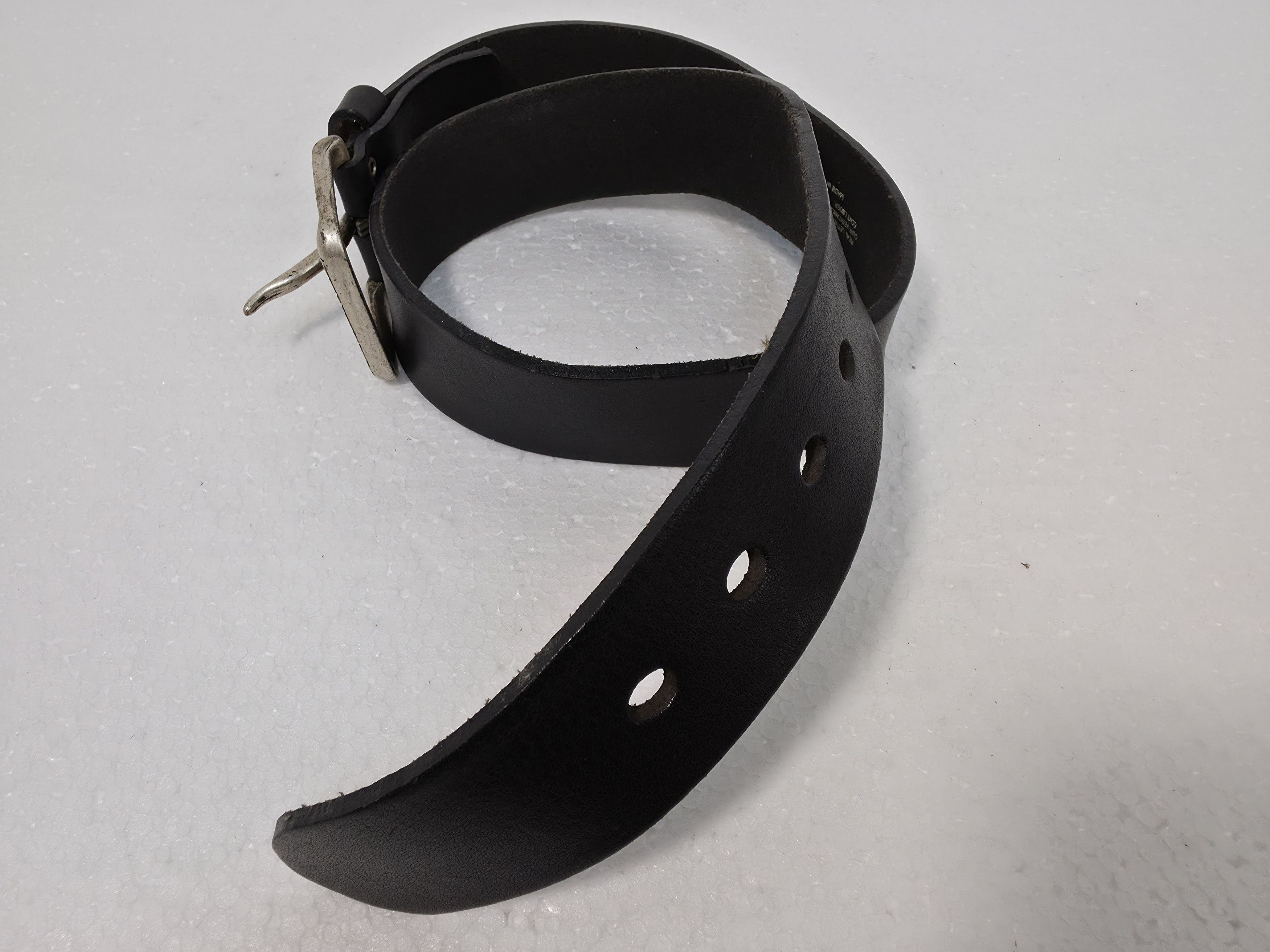 Vintage Ernesto. Vintage leather belt with massive metal buckle Size ONE SIZE - 7 Thumbnail