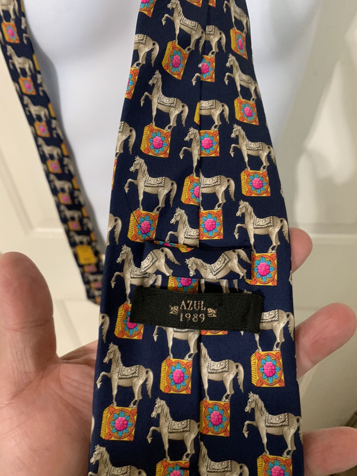 Leonard Paris Show Horses All Silk tie Size ONE SIZE - 6 Thumbnail