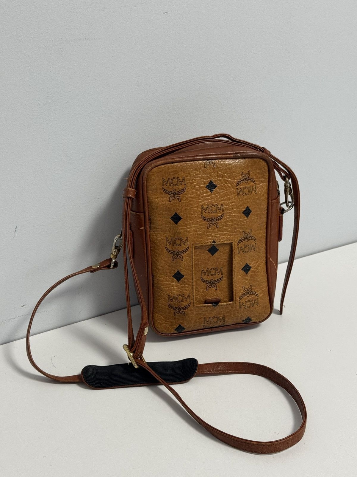 MCM MCM Visetos Shoulder Bag Crossbody Bag Brown Logo Leather Size ONE SIZE - 2 Thumbnail