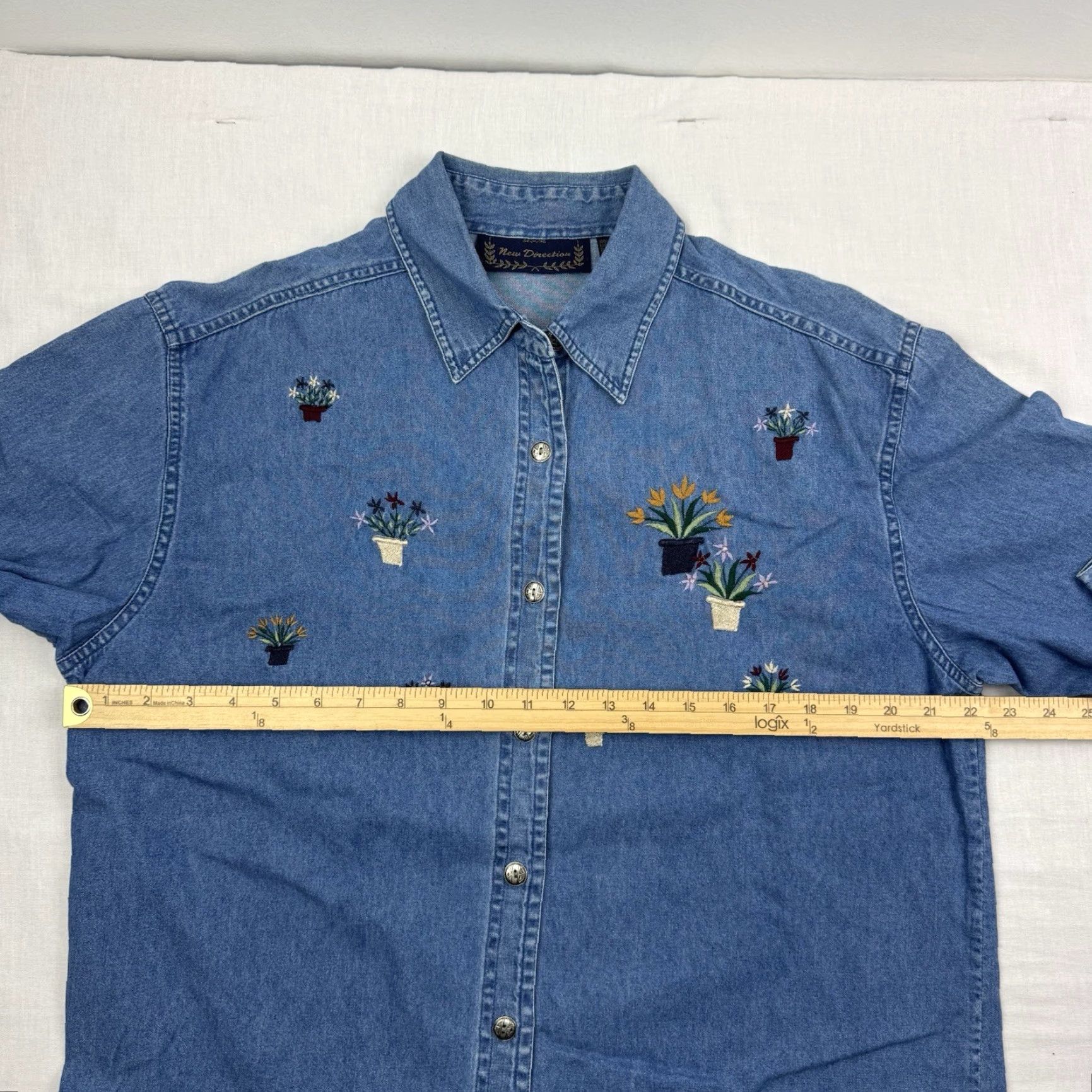 Denime VINTAGE New Directions Button-Up Shirt Denim Collar Womens Large Blue Flower 90s Y2K - Shirt Women L Denim Floral Size L / US 10 / IT 46 - 6 Thumbnail