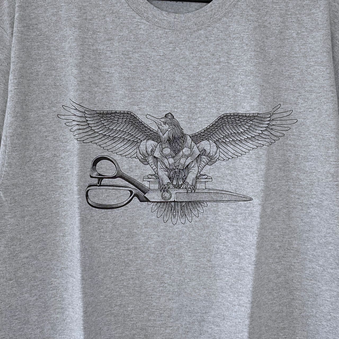 TWONESS TWONESS TENGU AND SHEARS T-SHIRT Size US XL / EU 56 / 4 - 2 Thumbnail