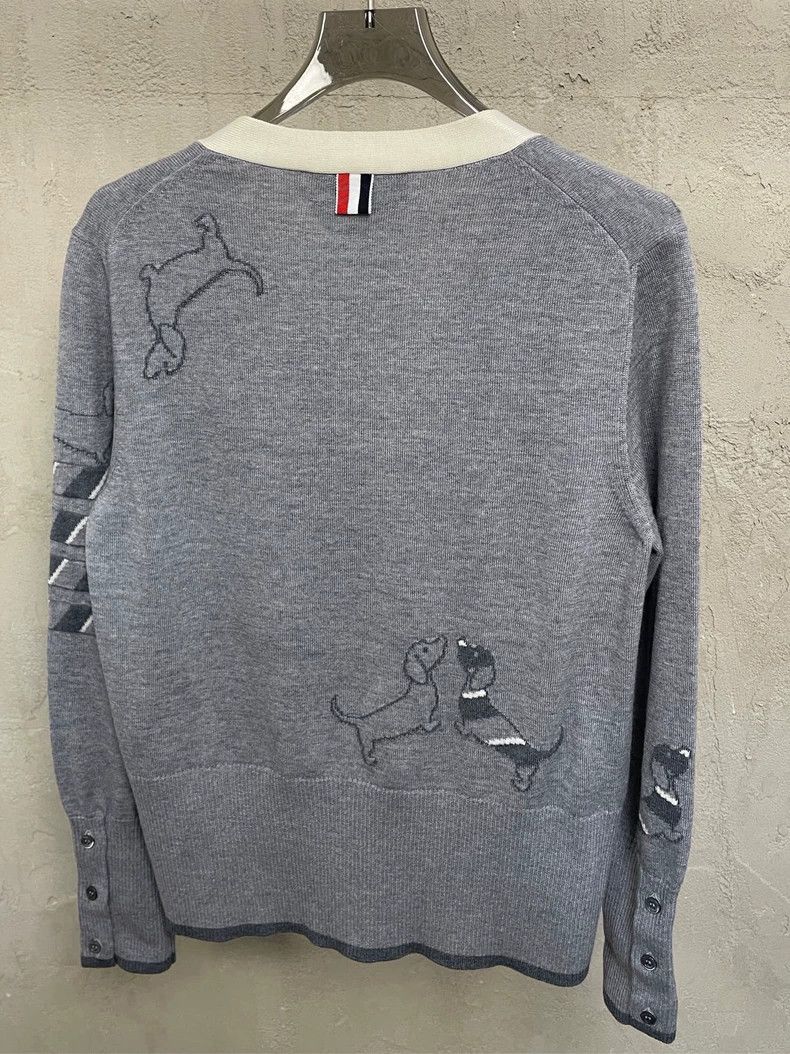 Thom Browne Thom Browne Size 0 Gray puppy four-striped wool cardigan j Size XS / US 0-2 / IT 36-38 - 4 Thumbnail