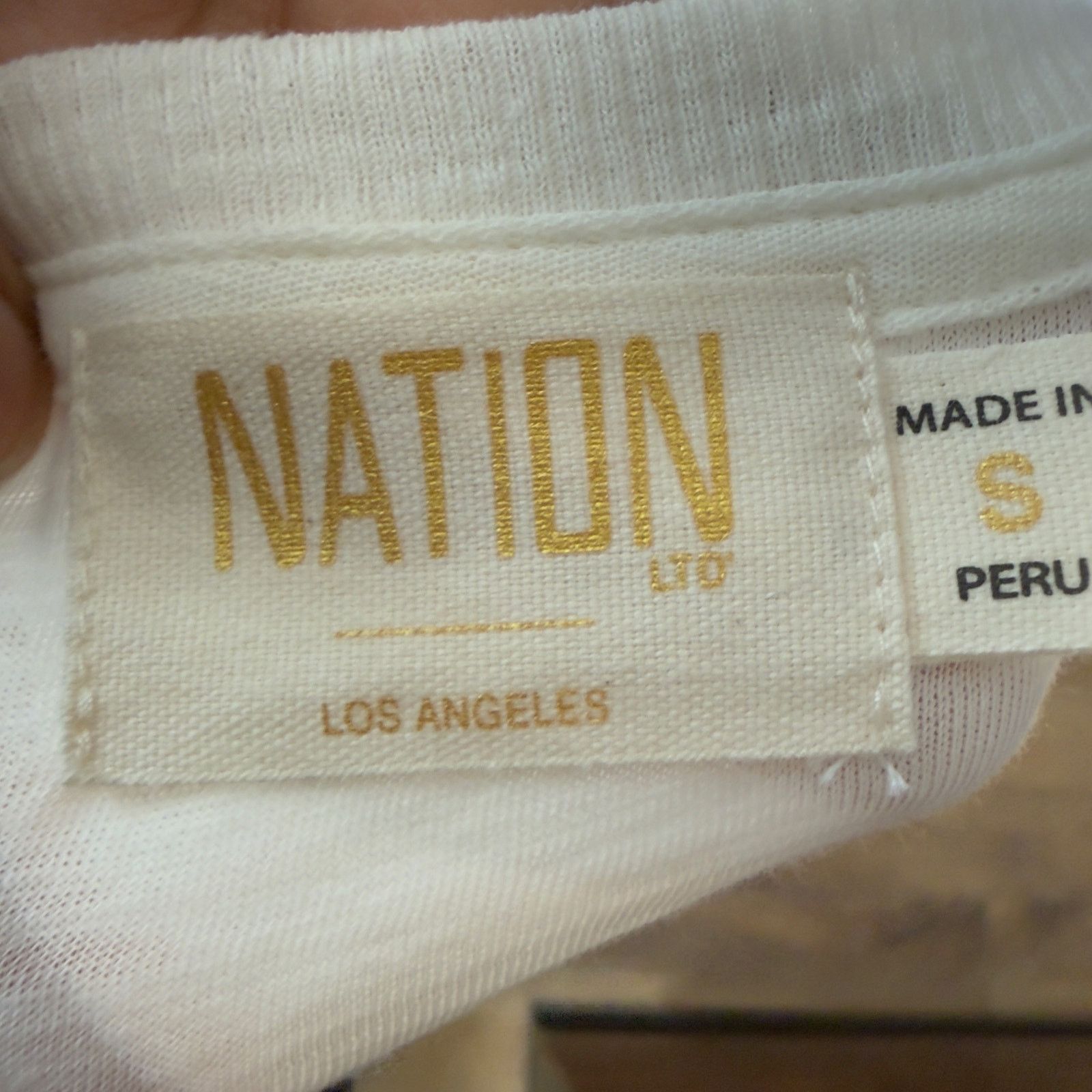 Nation LTD Nation LTD Puff Sleeve V-Neck Long Sleeve Top Cream Size S Size S / US 4 / IT 40 - 3 Thumbnail