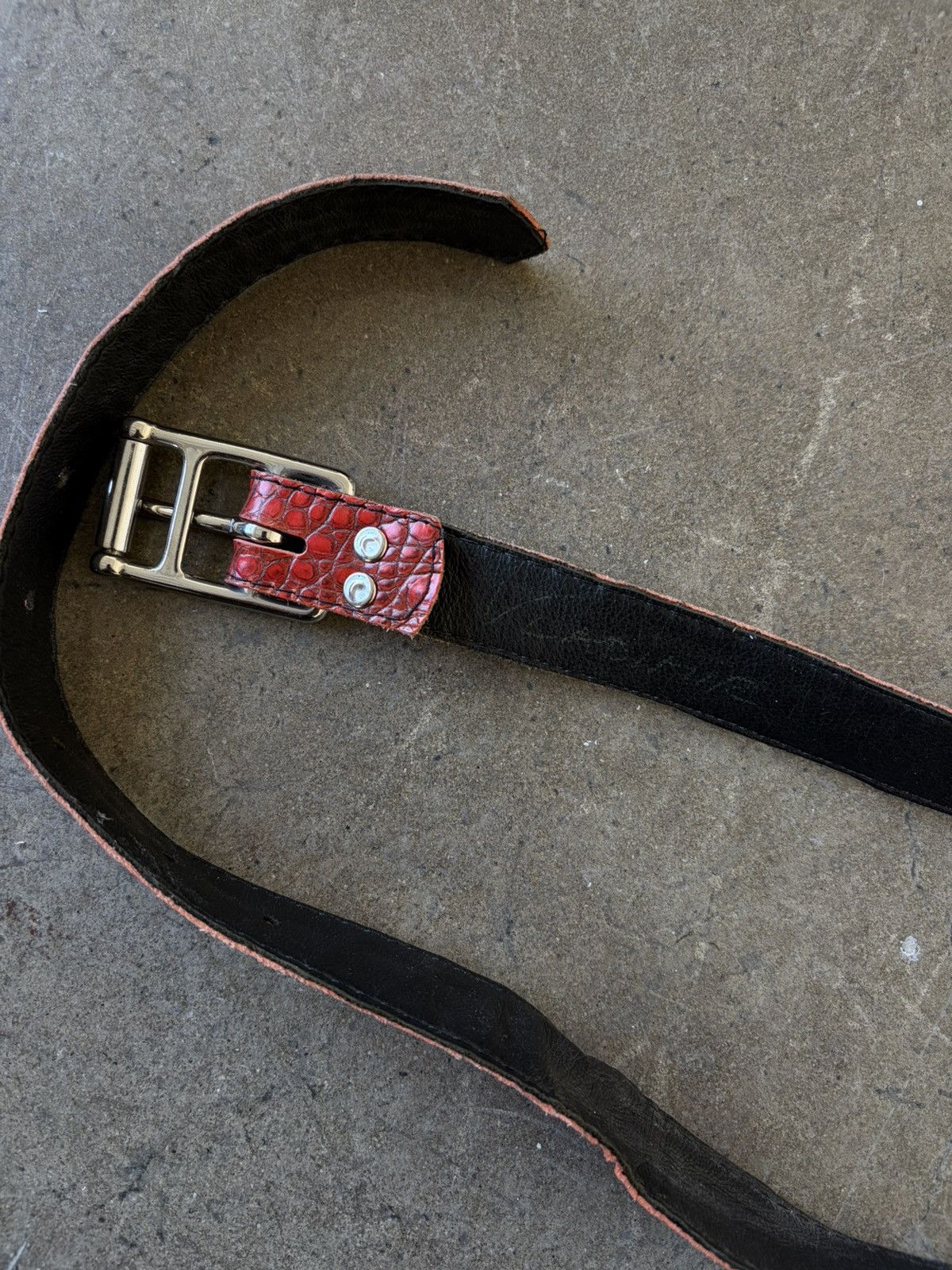 Vintage VINTAGE RED SNAKESKIN BELT Size ONE SIZE - 6 Thumbnail
