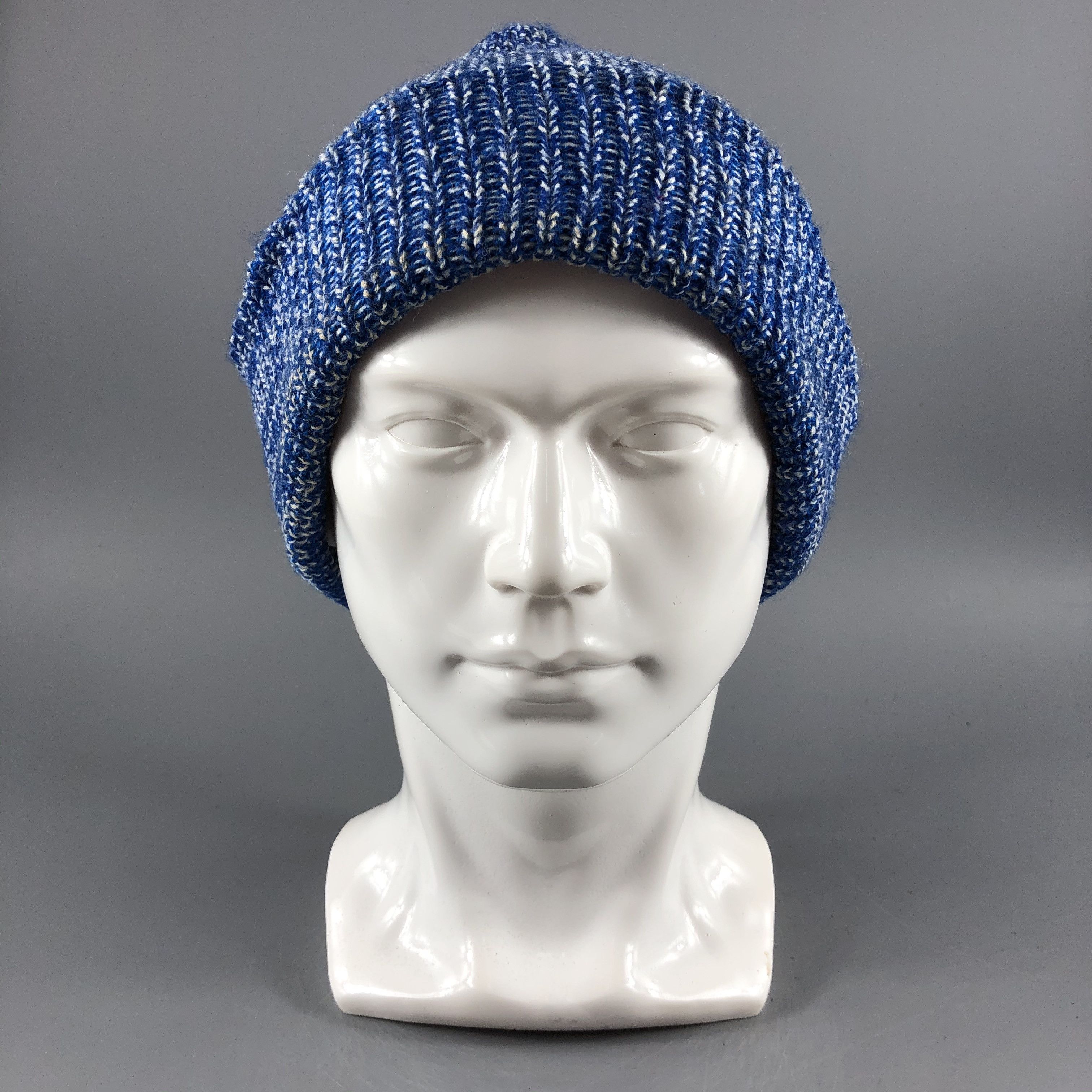 image of Vintage Gu Hats Plain Beanie Snow Hat Snow Cap B299, Men's