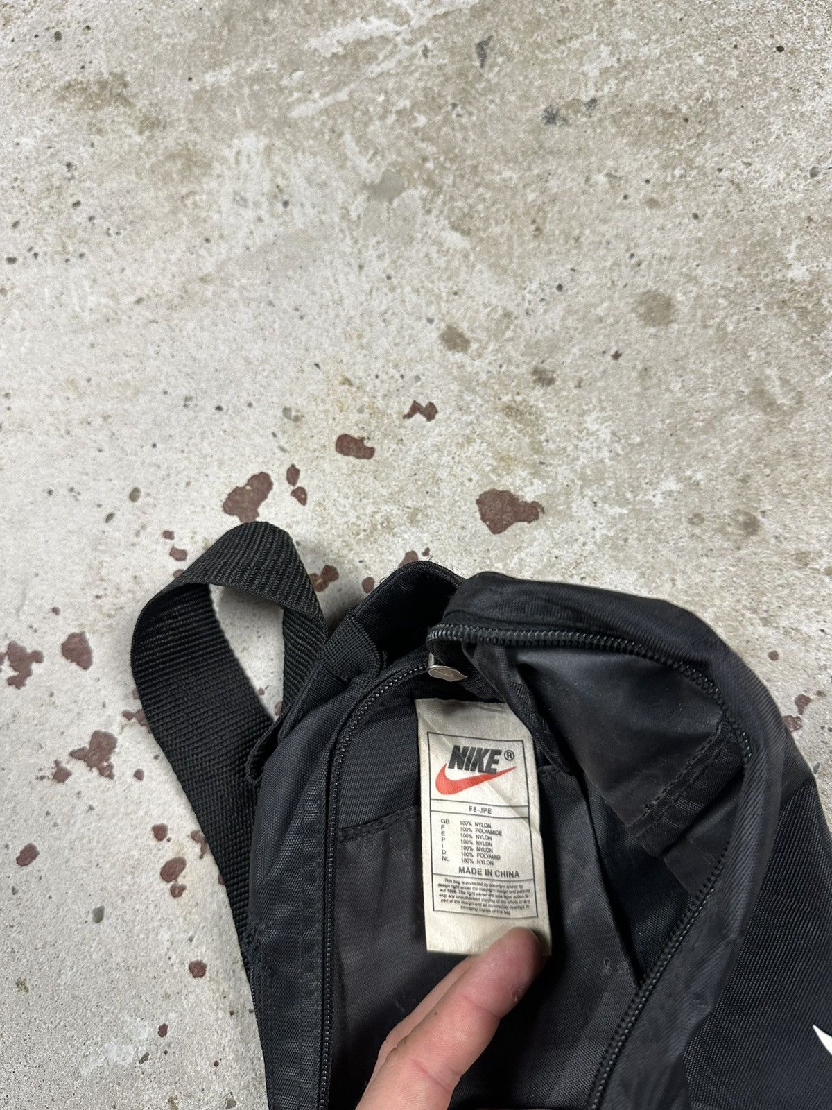 Nike Vintage Y2K Nike Black Waist Bag Pack Swoosh Rare Size ONE SIZE - 9 Thumbnail