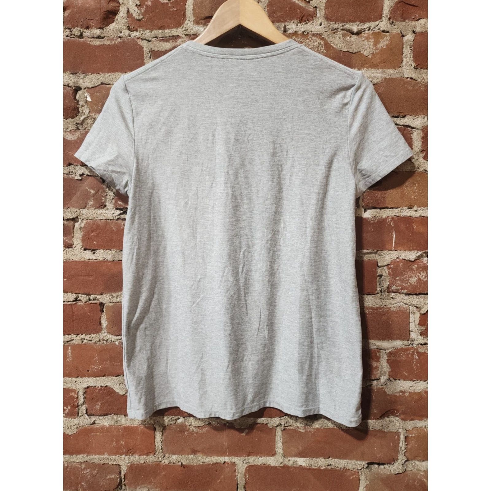 Outdoor Voices Outdoor Voices Shirt Mens Medium Gray Short Sleeve Yoga Workout Lightweight Athletic T-Shirt Mens Size US M / EU 48-50 / 2 - 2 Thumbnail