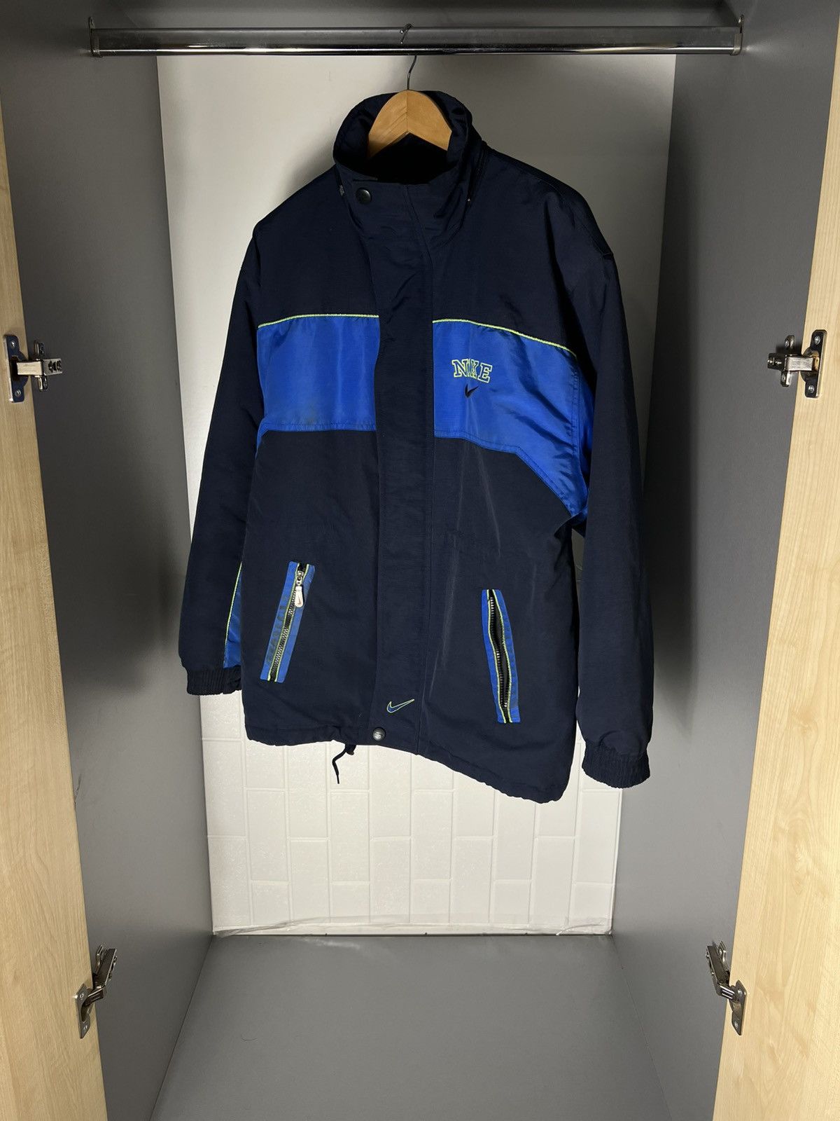 Vintage VERY RARE NIKE BIG LOGO SWOOSH RETRO JACKET INTER MILAN SOCCER JERSEY Y2K 90s Size US XXL / EU 58 / 5 - 9 Thumbnail