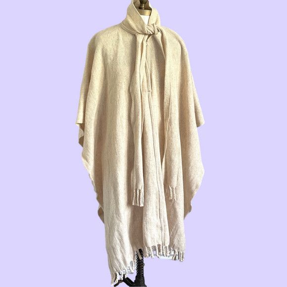 Vintage Ivory Wool Fringed Cape w/ Scarf Coat - O/S, Reversible Size ONE SIZE - 2 Thumbnail