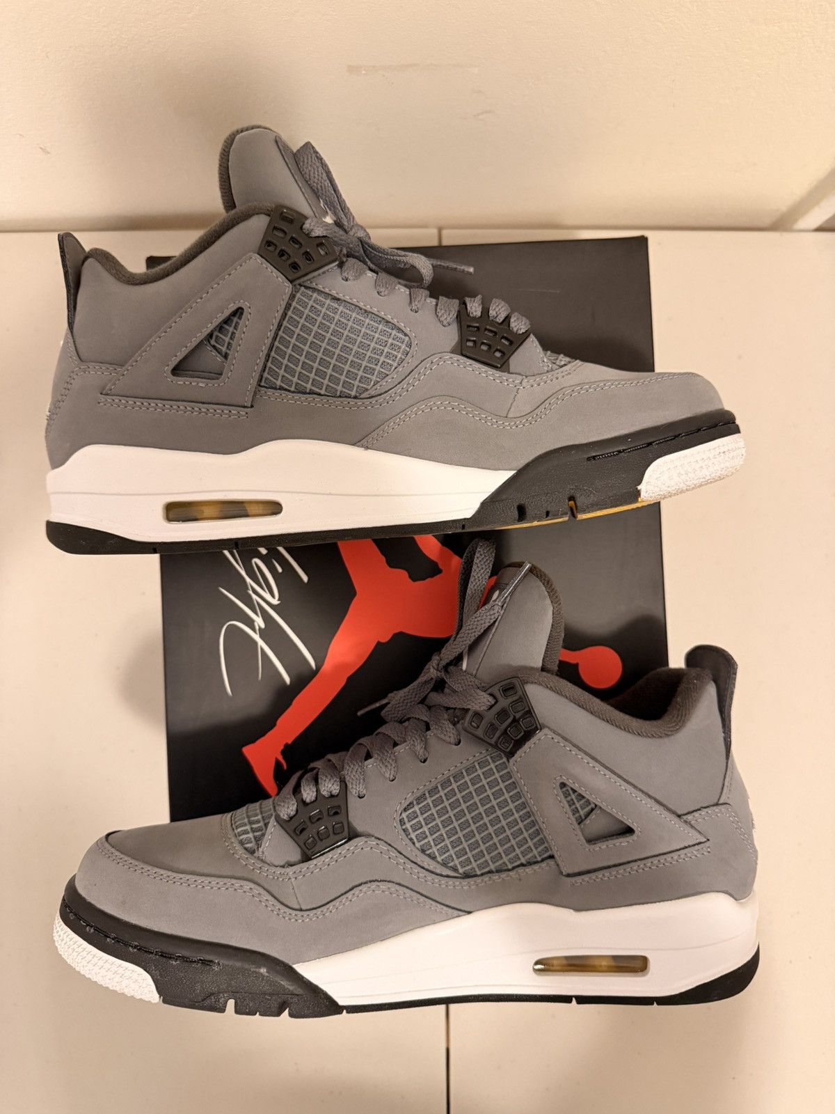 Jordan Brand Jordan 4 Retro Cool Grey (2019) size 8.5 Men Size US 8.5 / EU 41-42 - 2 Thumbnail