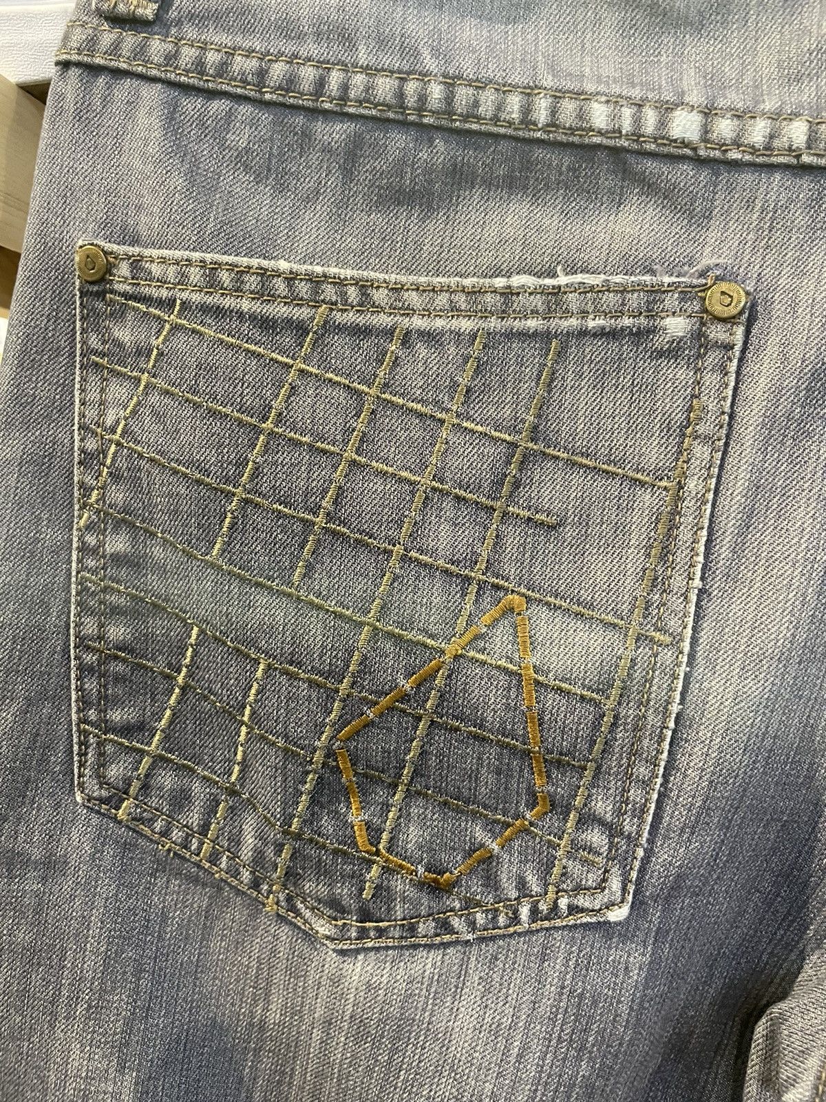 Jean × Vintage × Volcom Vintage Volcom Jeans Size US 32 / EU 48 - 3 Thumbnail