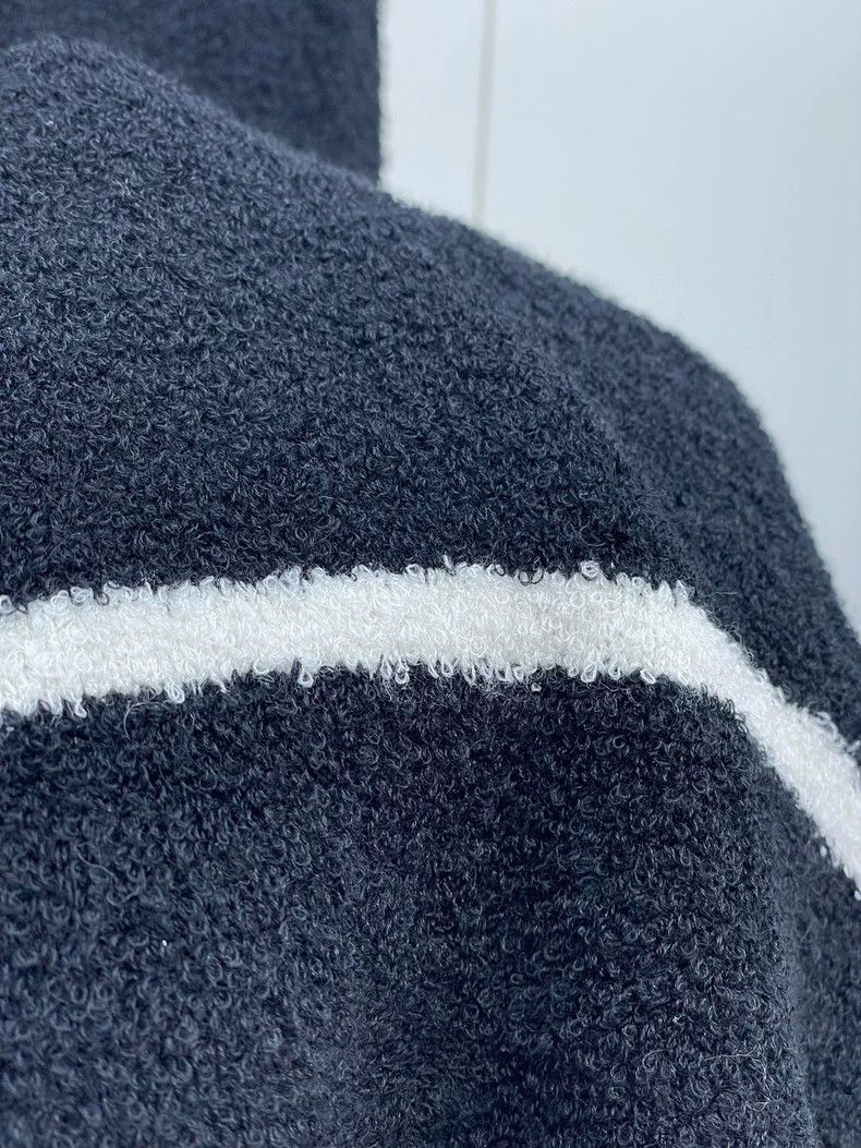 Chanel Chanel Panda Pattern Double C Scarf -2505 Size ONE SIZE - 5 Thumbnail
