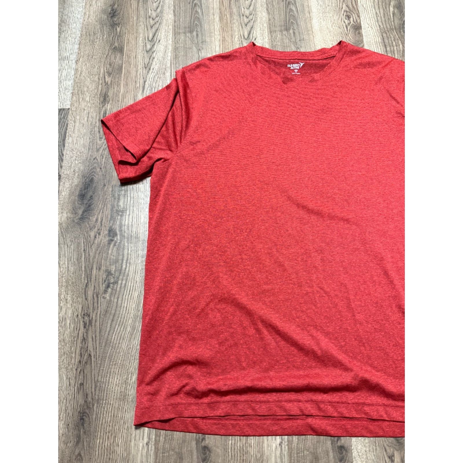 Old Navy Old Navy Active Shirt Men XL Red CORE Athletic Wear T-Shirt Short Sleeve Crew Neck Cotton Knit Regular Size US XL / EU 56 / 4 - 3 Thumbnail