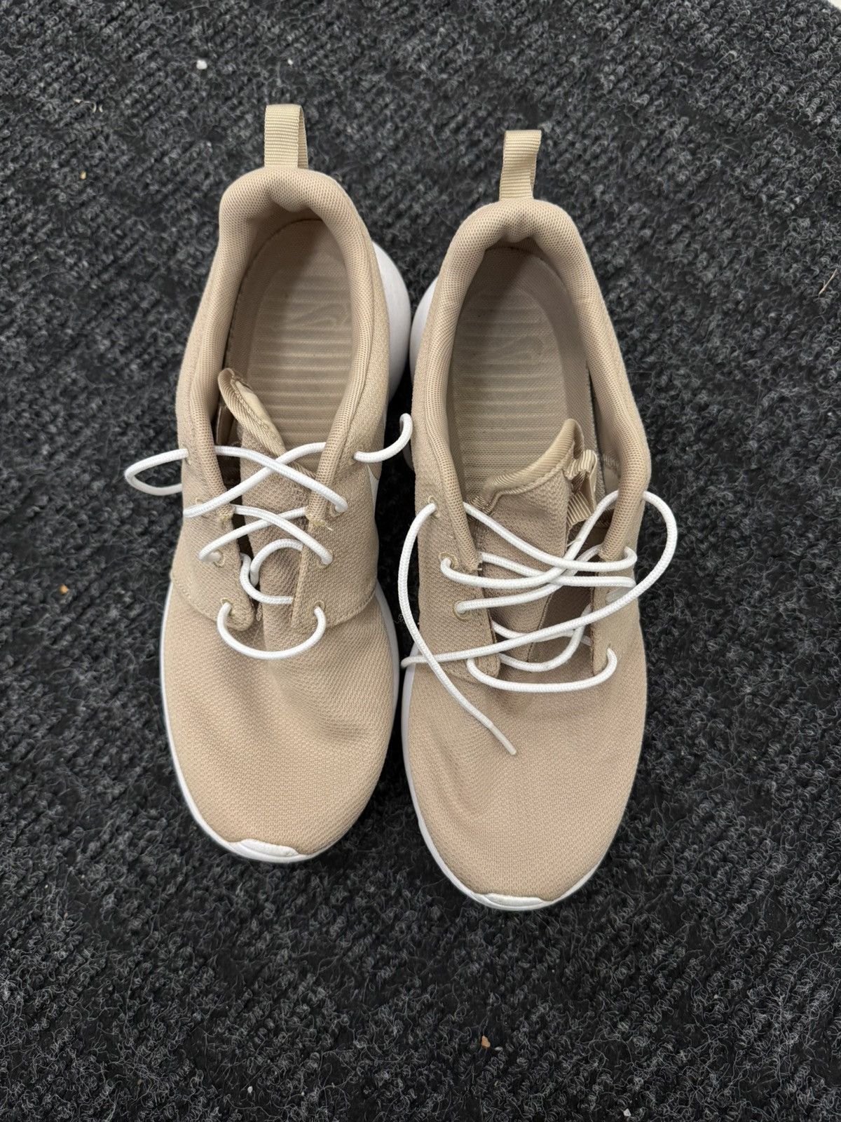 Nike Nike Roshe One 'Sand' Size US 9.5 / EU 42-43 - 3 Thumbnail
