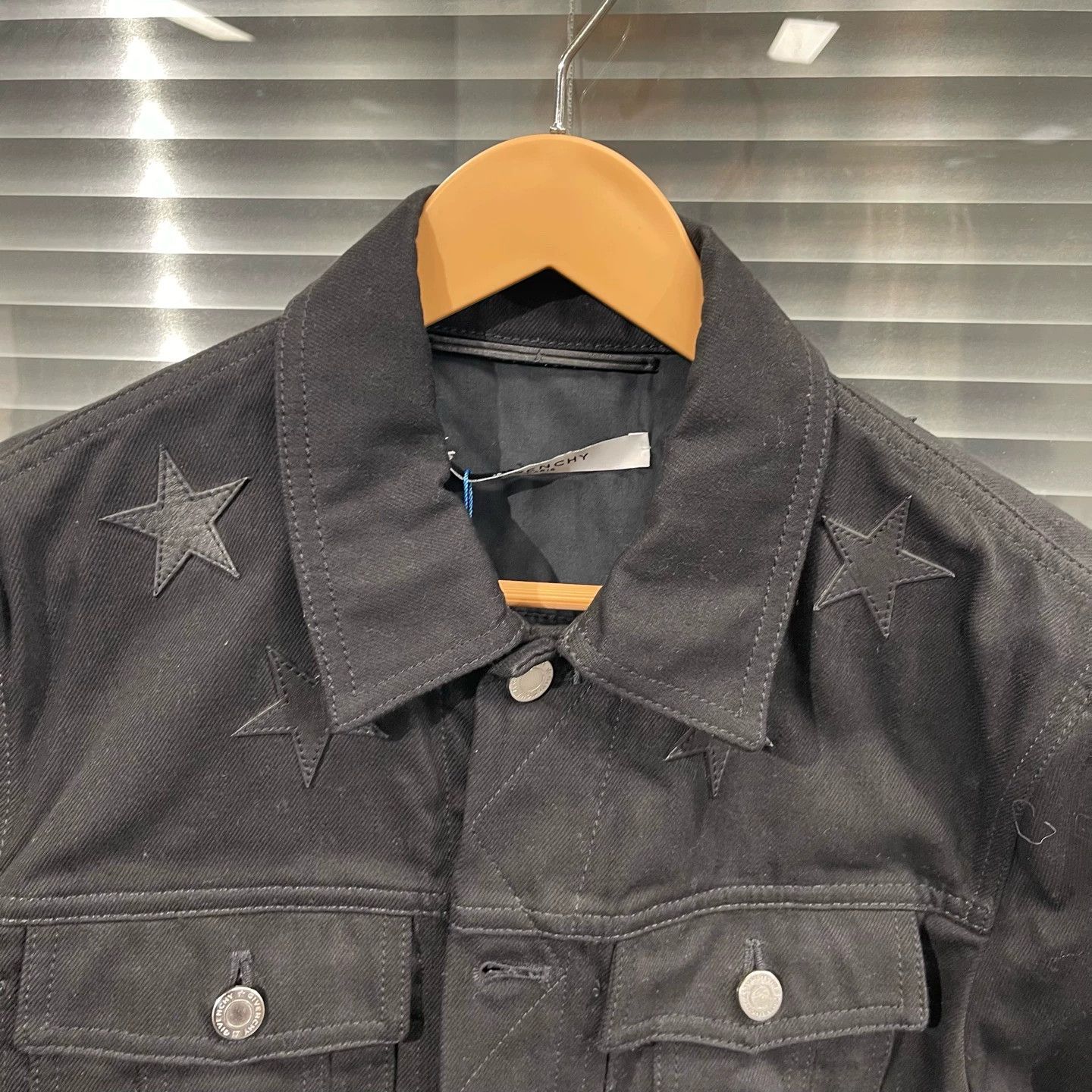 Givenchy Givenchy Black Star Embroidery Denim Jacket S Size S / US 4 / IT 40 - 6 Thumbnail