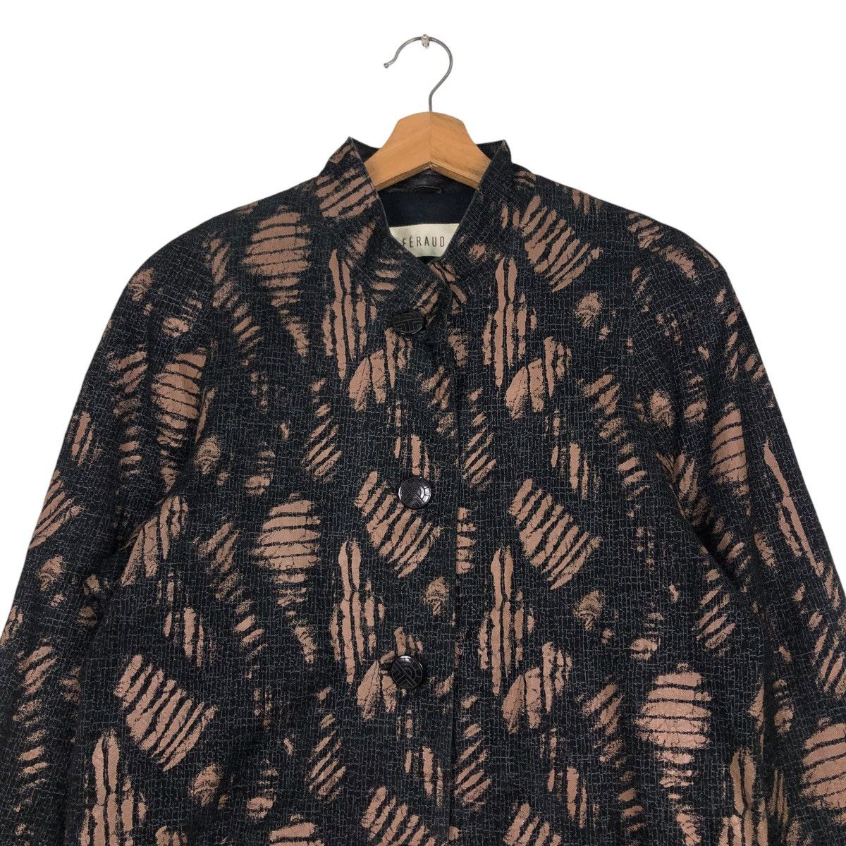 Japanese Brand 🔥VINTAGE LEATHER BUTTON JACKET FLORAL FERAUD ISSEY MIYAKE Size M / US 6-8 / IT 42-44 - 3 Thumbnail