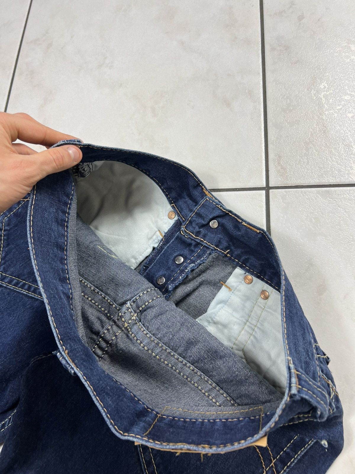 Levi's Vintage Levi’s 907 flared navy denim y2k jeans pants bootcut Size US 29 - 16 Thumbnail