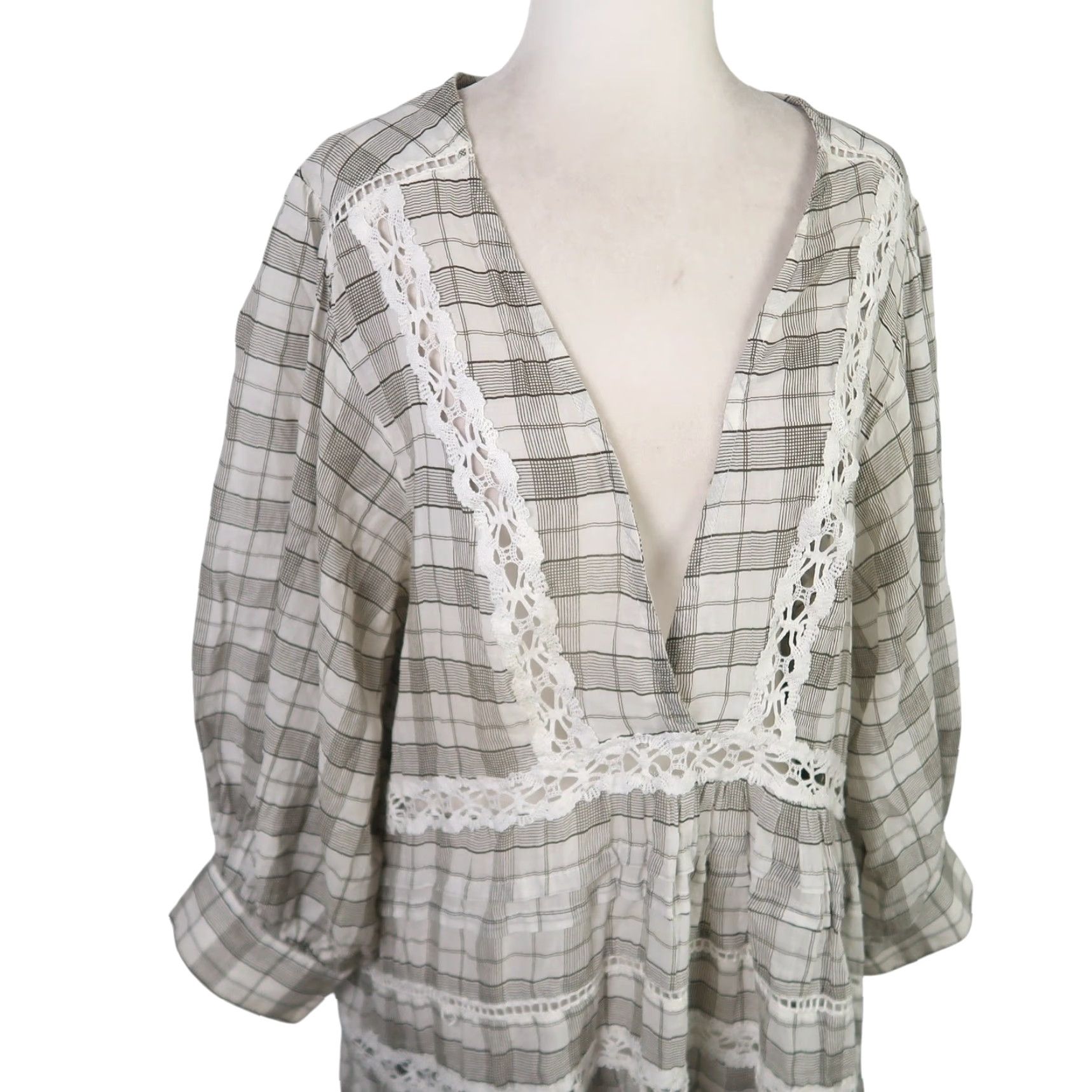 Free People Free People Tunic Blouse Shirt Casual Plaid Time Out Grey Cream 3/4 Sleeve Cotton V-Neck Small Women Mens, Womens Size S / US 4 / IT 40 - 2 Thumbnail