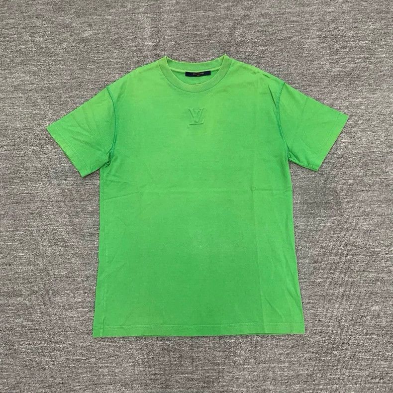 Louis Vuitton Louis Vuitton Green embossed short sleeves Size US S / EU 44-46 / 1 - 1 Thumbnail
