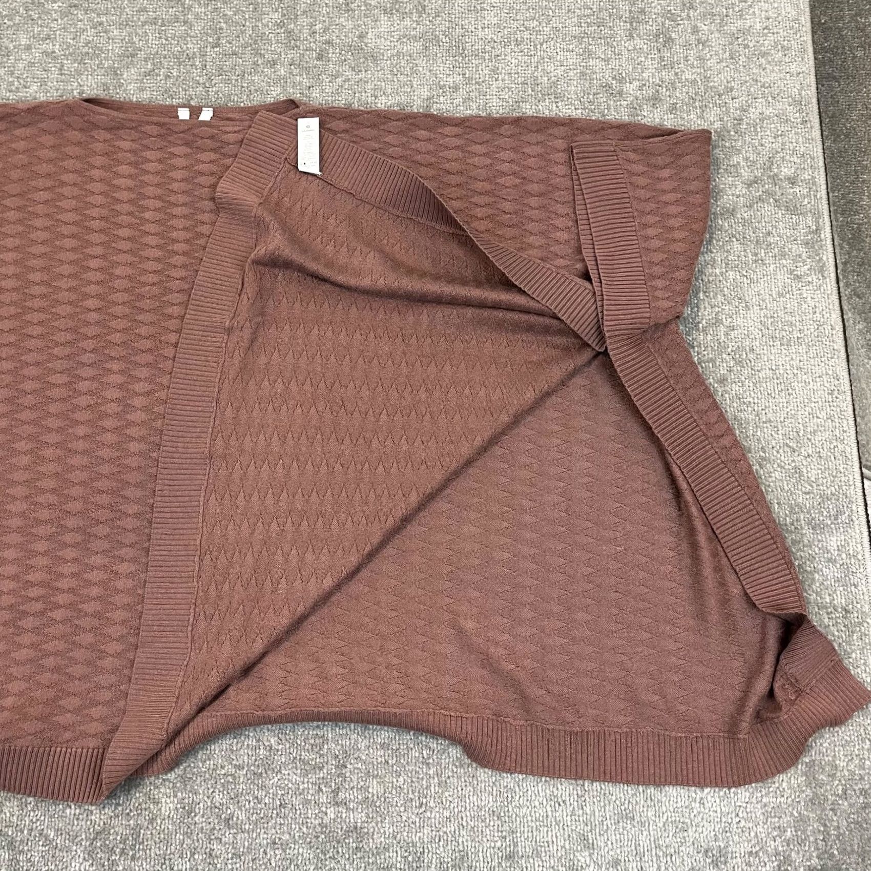 Lululemon LULULEMON Divinity Poncho Dusty Pink ONE SIZE Soft Cashmere Blend OS Sweater Women Knitting Ribbed Knit Casual Travel Size ONE SIZE - 7 Thumbnail